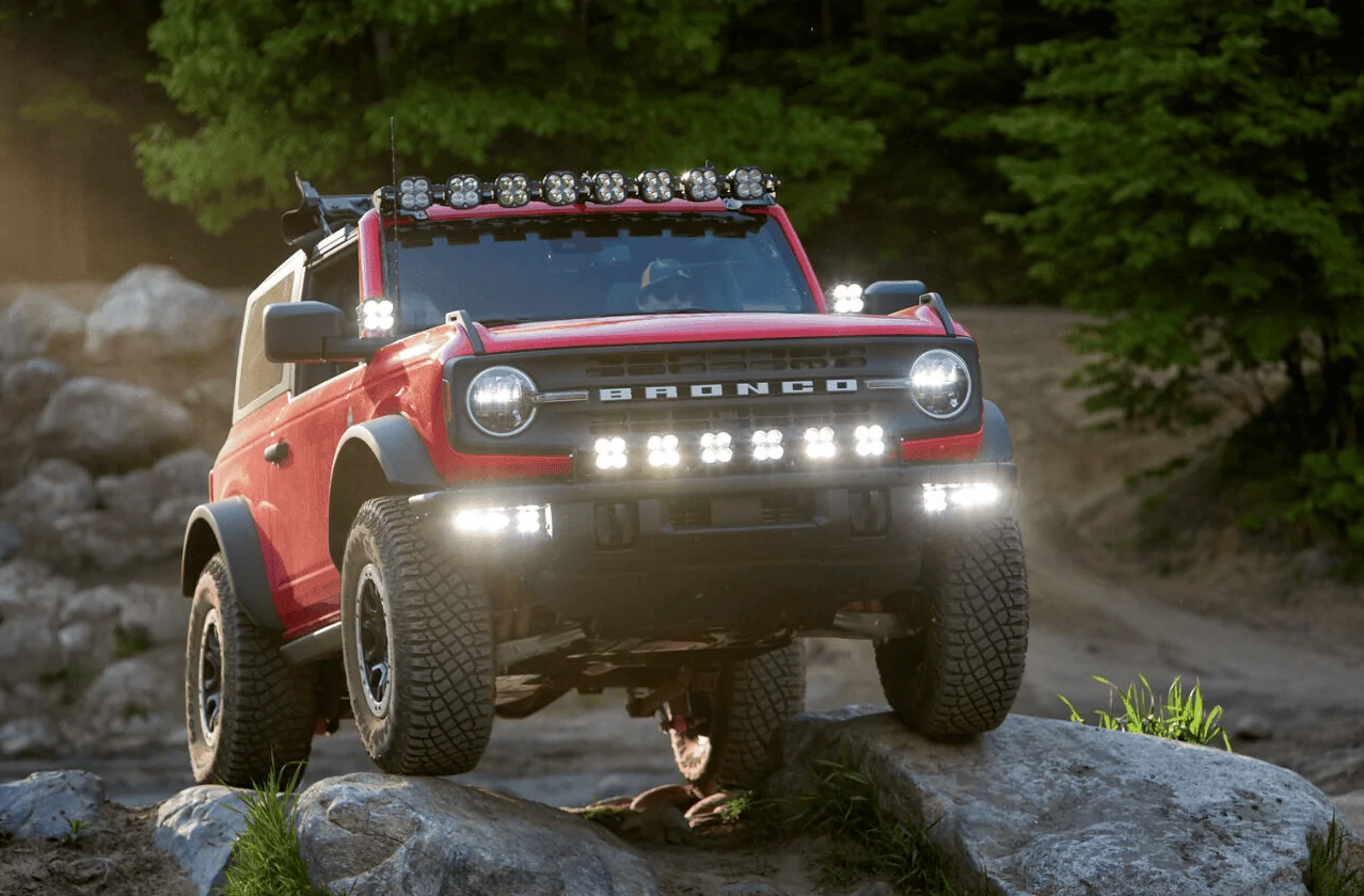 Ford Bronco help/suggestions with fog lights 1703099915858