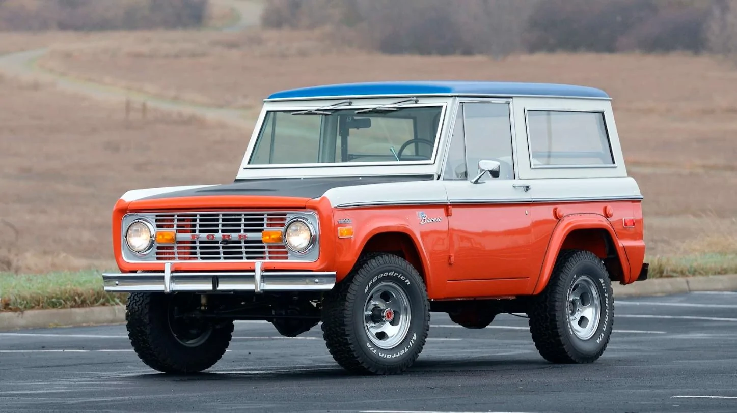 Ford Bronco Mock up of what I am thinking for my custom paint job. Screenshot-2017-12-11-1971-Ford-Bronco-Stroppe-Baja-Edition-F156-Kissimmee-2018-Mecum-Auctions2