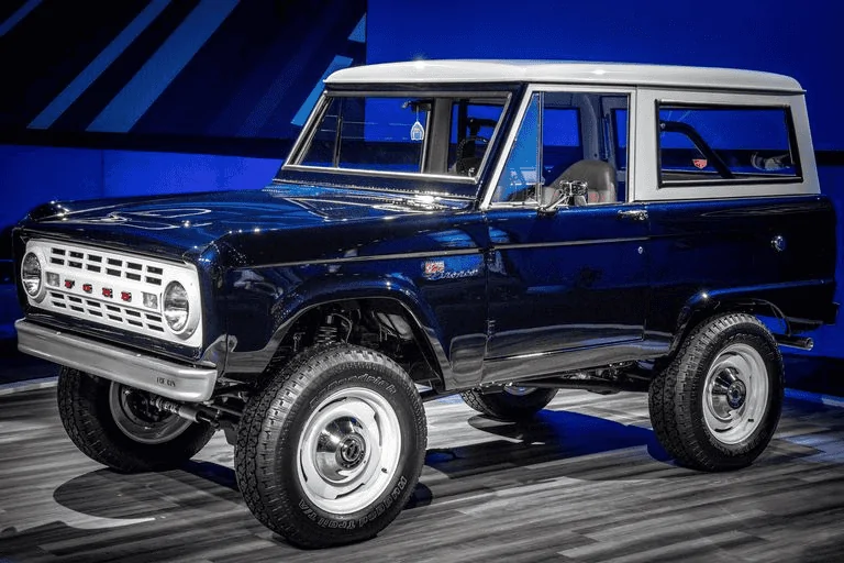 Ford Bronco Paint samples in the sun 1604760977969