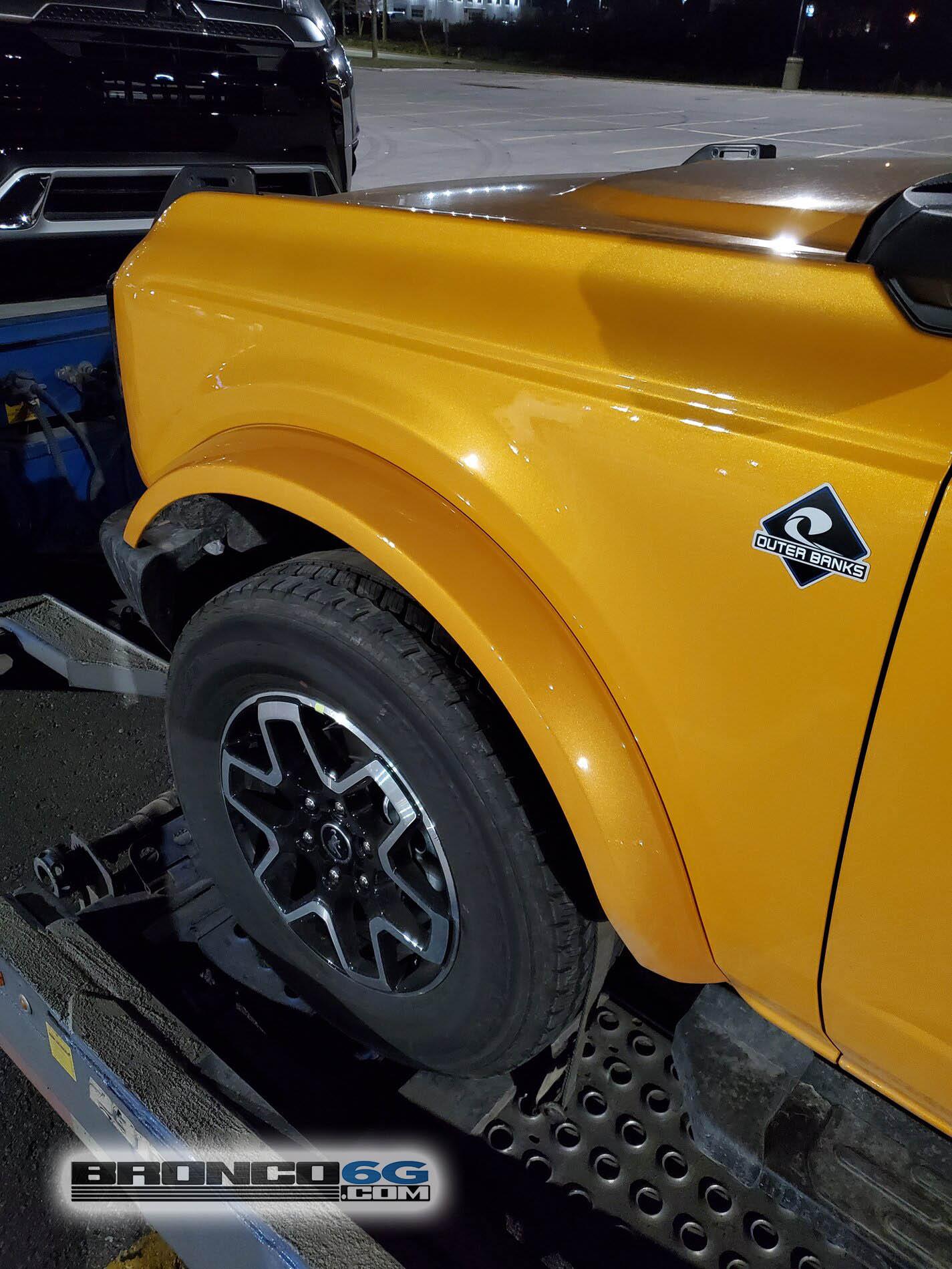 Ford Bronco Cyber Orange Paint Thread Bronco Outer Banks Cyber Orange 4 Door 15