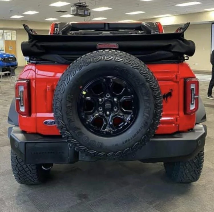 Ford Bronco MIC & Soft top - taking on and off? 3C8C045E-429D-46D3-A0F6-6F4846595987