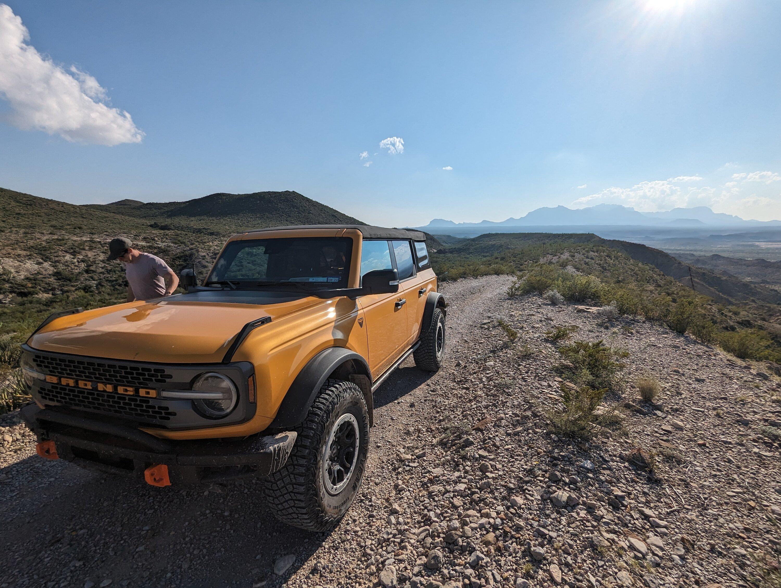 Ford Bronco CYBER ORANGE Bronco Club 1000007919