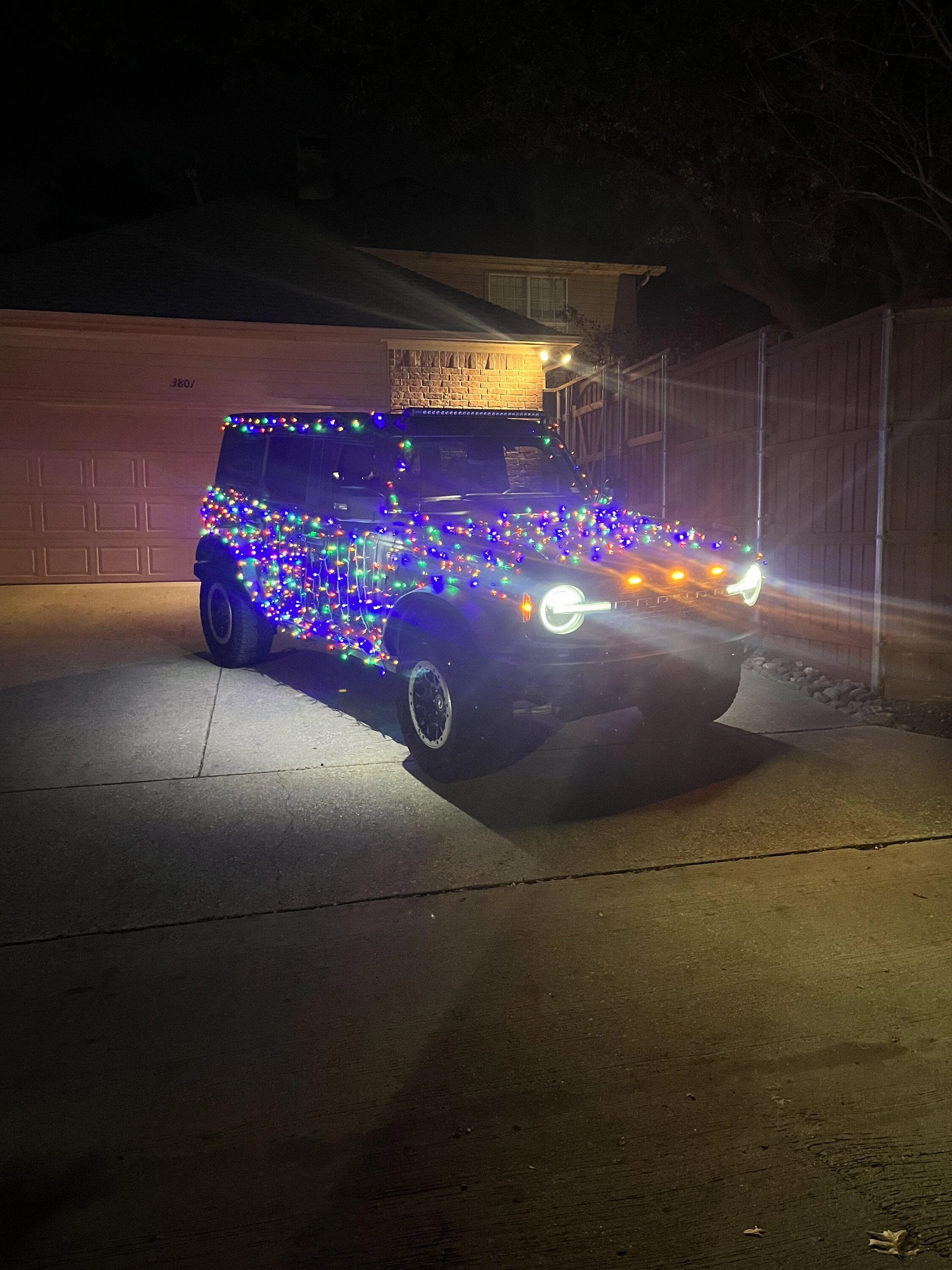 Ford Bronco It's Christmas Lights Time 🎄 Show Yours! IMG_4608