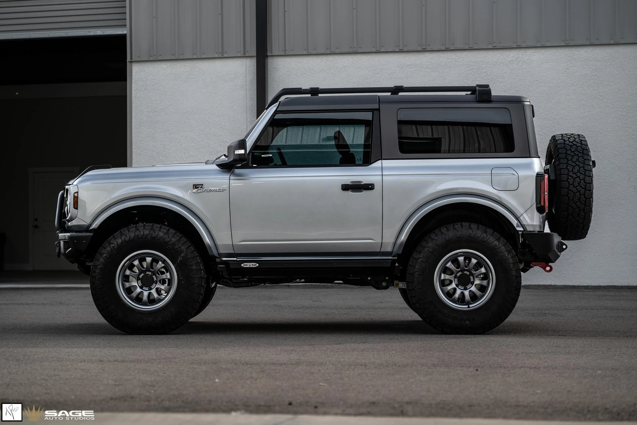 Ford Bronco 2023 2-Door Iconic Silver Badlands Build - SOLD Sage - Iconic Silver 3