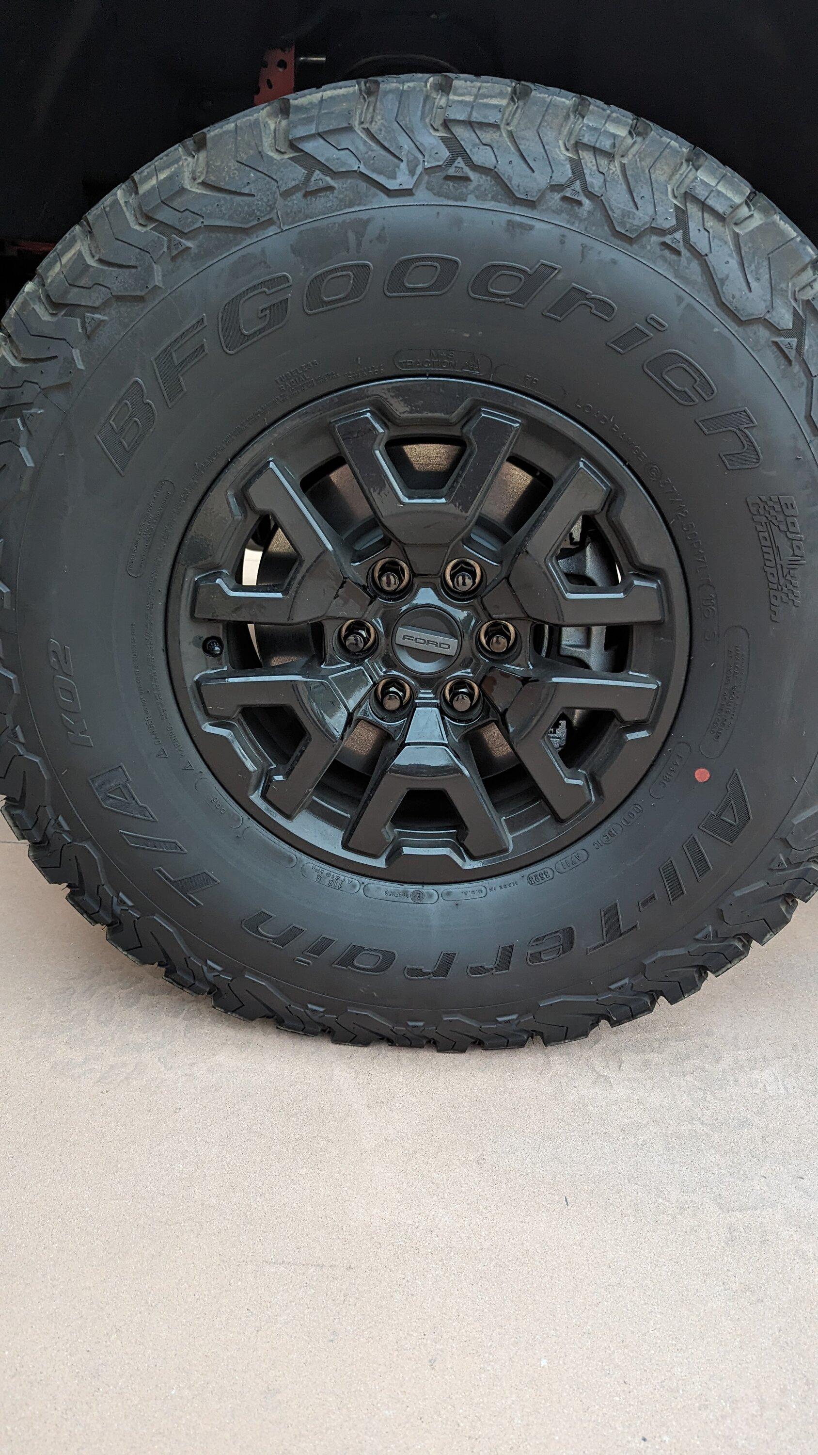 Ford Bronco Swamps Code Orange Bronco Raptor Build PXL_20231222_003042295.MP