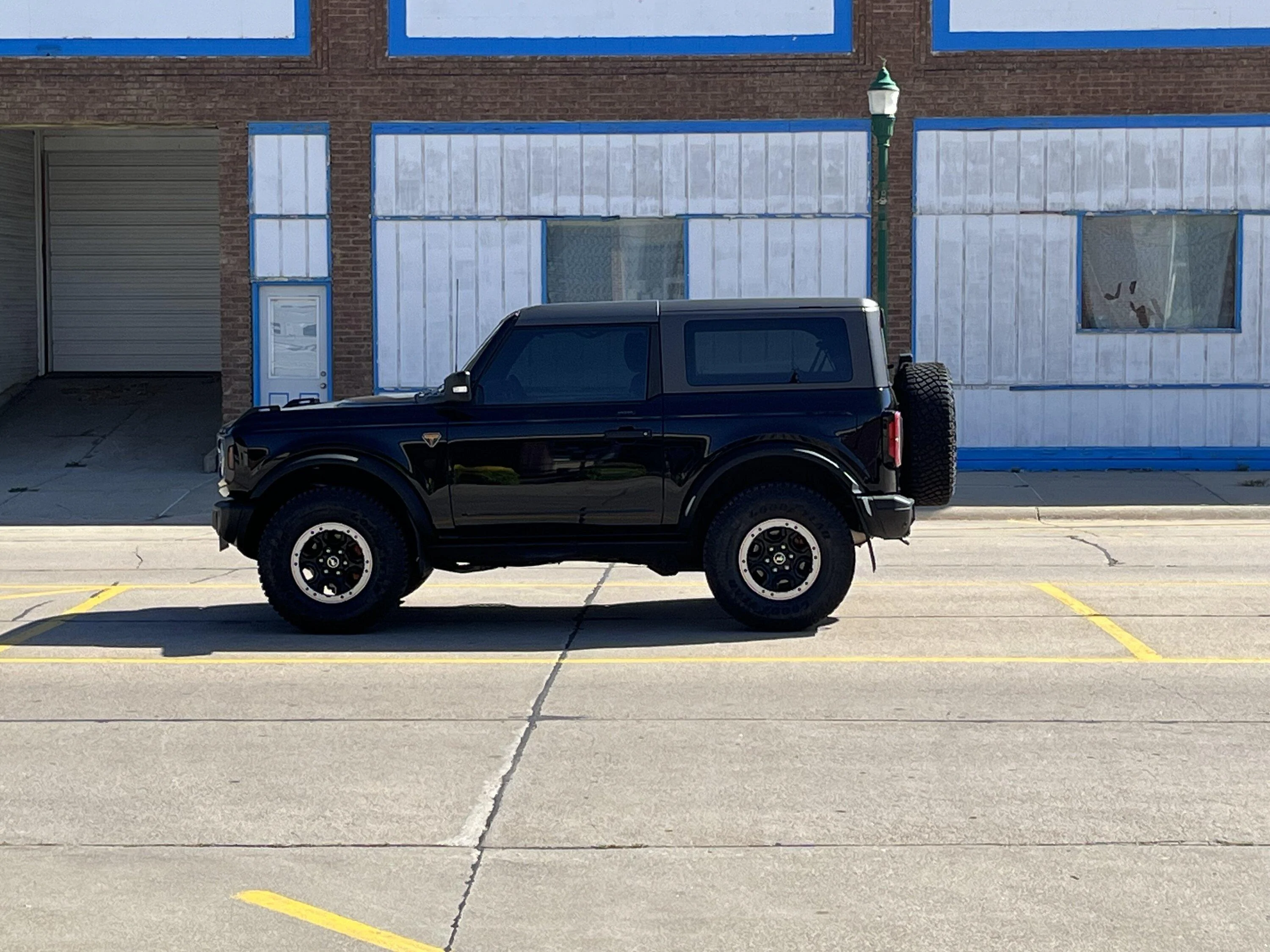 Ford Bronco Post your front side window tints IMG_1503