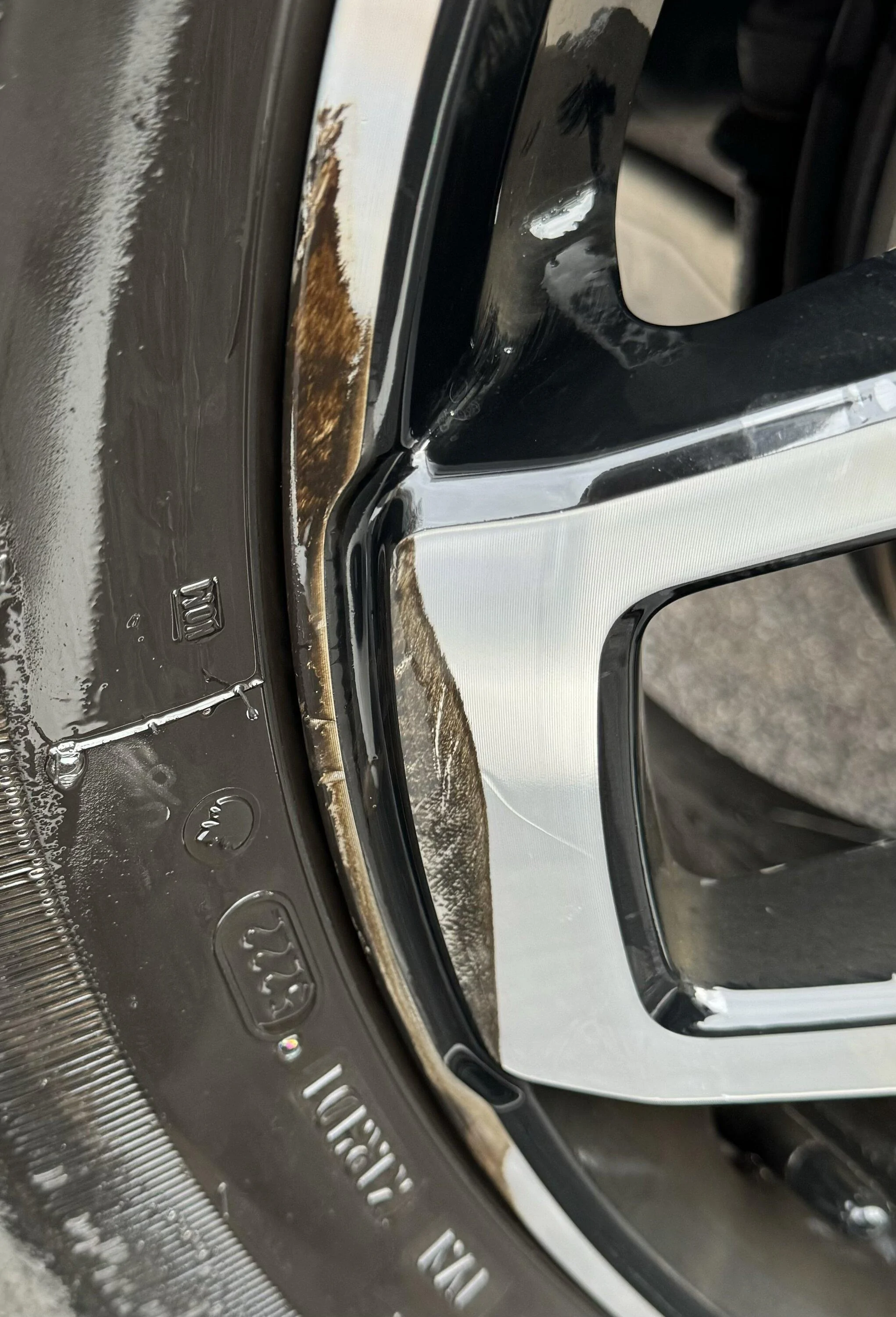 Ford Bronco Any fixes? Wheel / tire damage IMG_1829