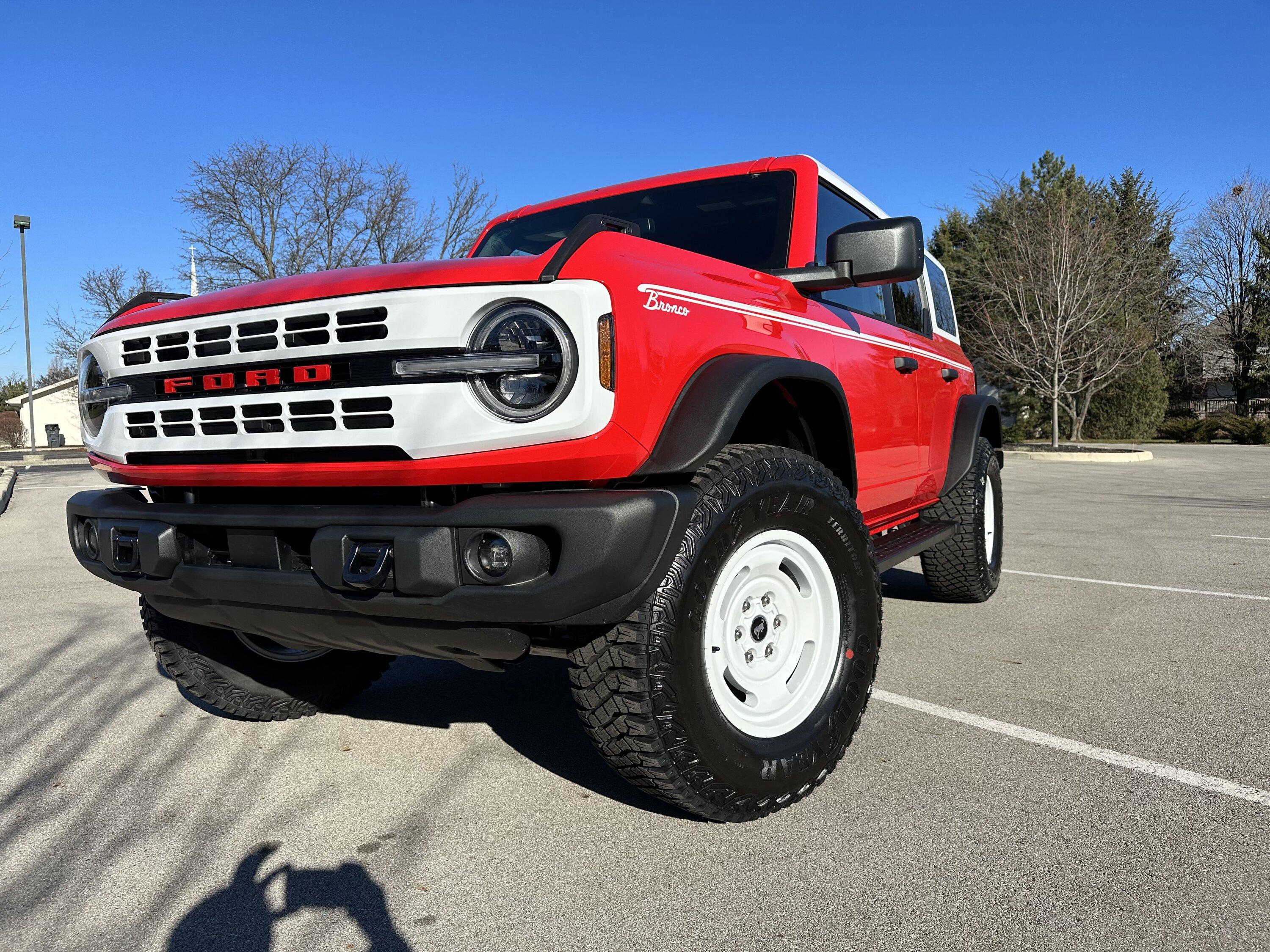 Ford Bronco HERITAGE EDITION Bronco Club IMG_3755