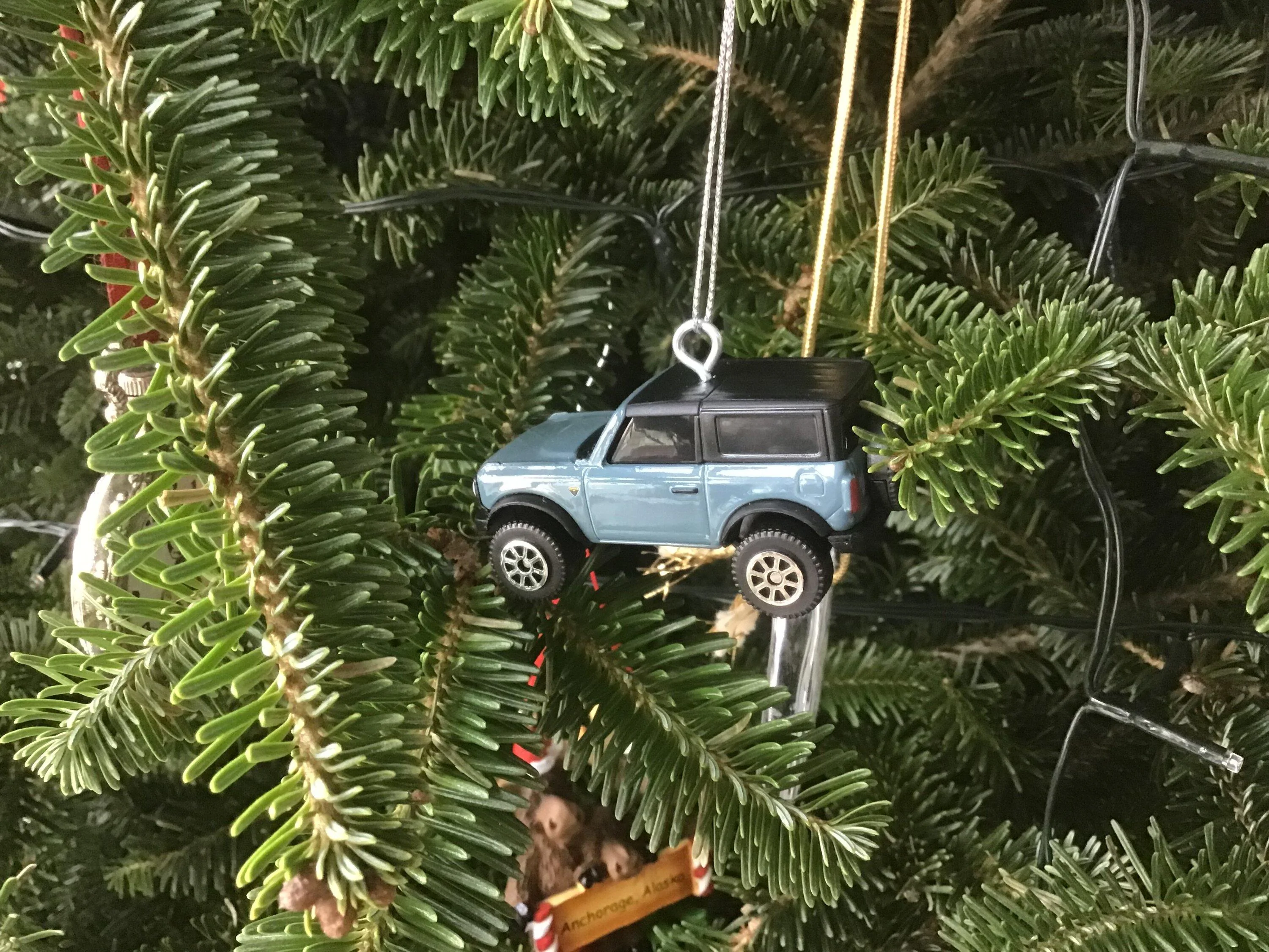 Ford Bronco Have a very Bronco Christmas! IMG_0549