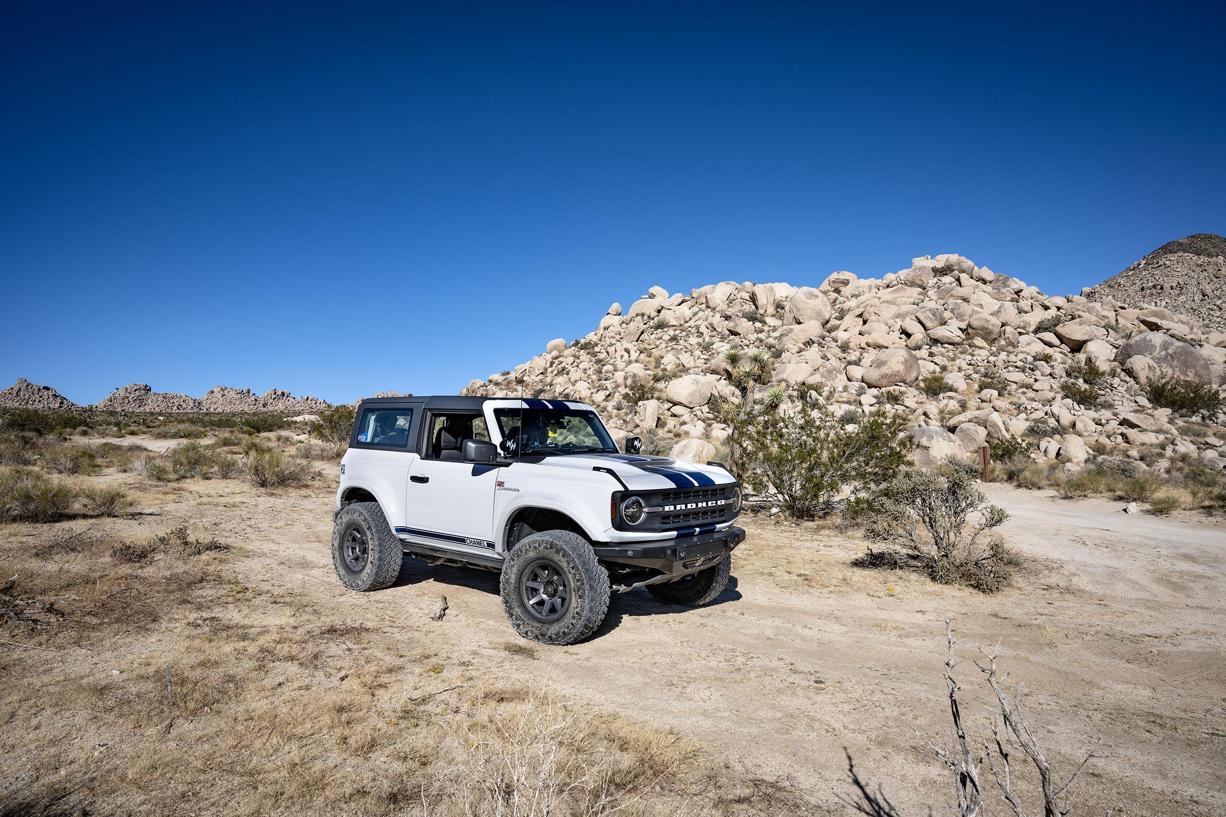 Ford Bronco Berdoo Canyon in Joshua Tree National Park DTS_6396X-2400w