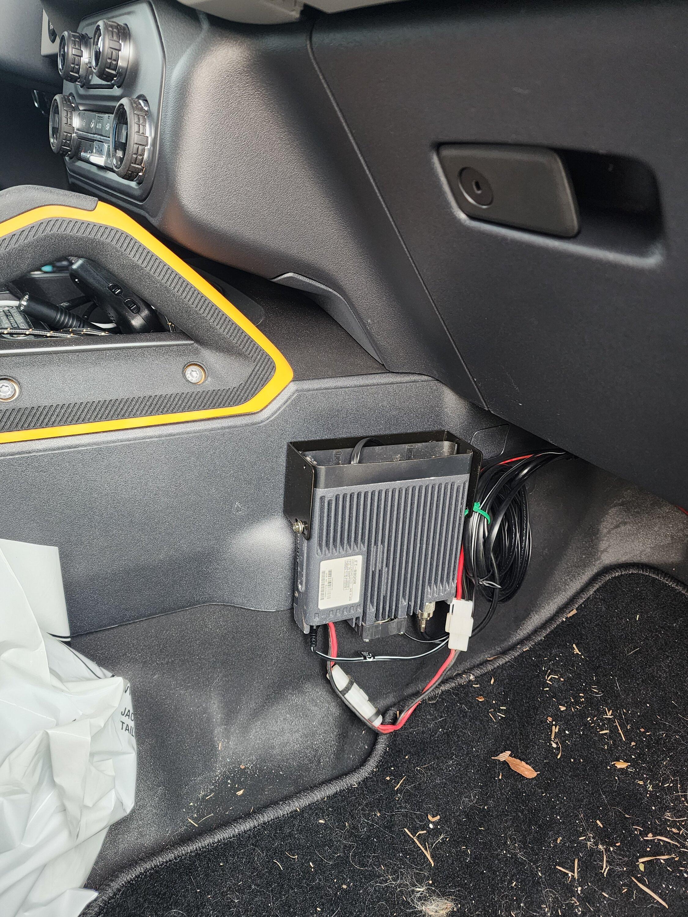 Ford Bronco Ham Radio / Antenna Placement 20231226_155115