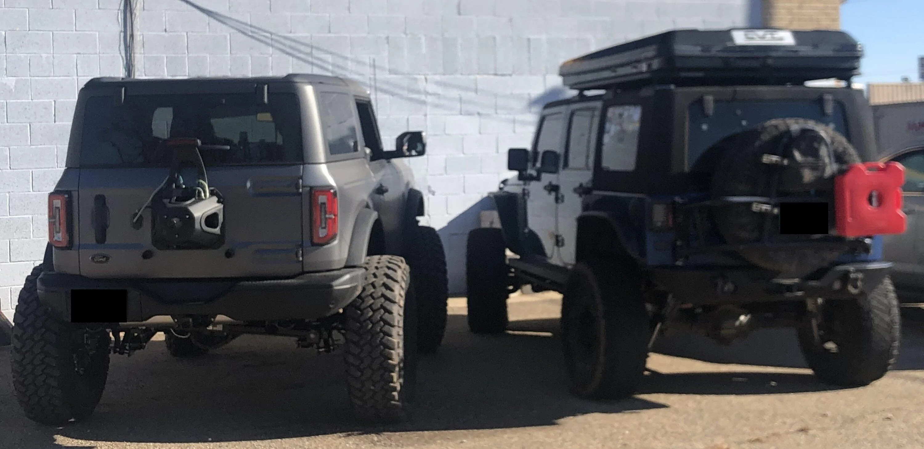 Ford Bronco 74Weld Bronco Portals now available! Size Comparison to JK w 4.5inch lift & 37s