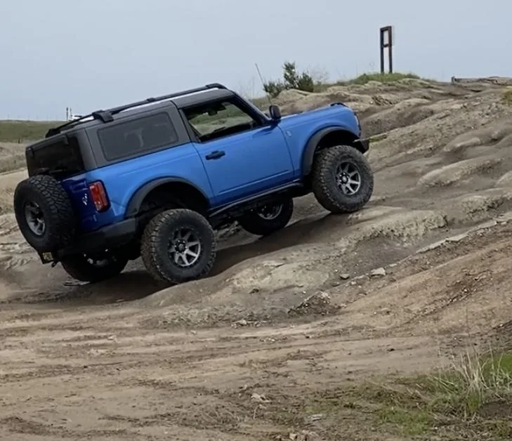 Ford Bronco 2dr vs 4dr IMG_7777