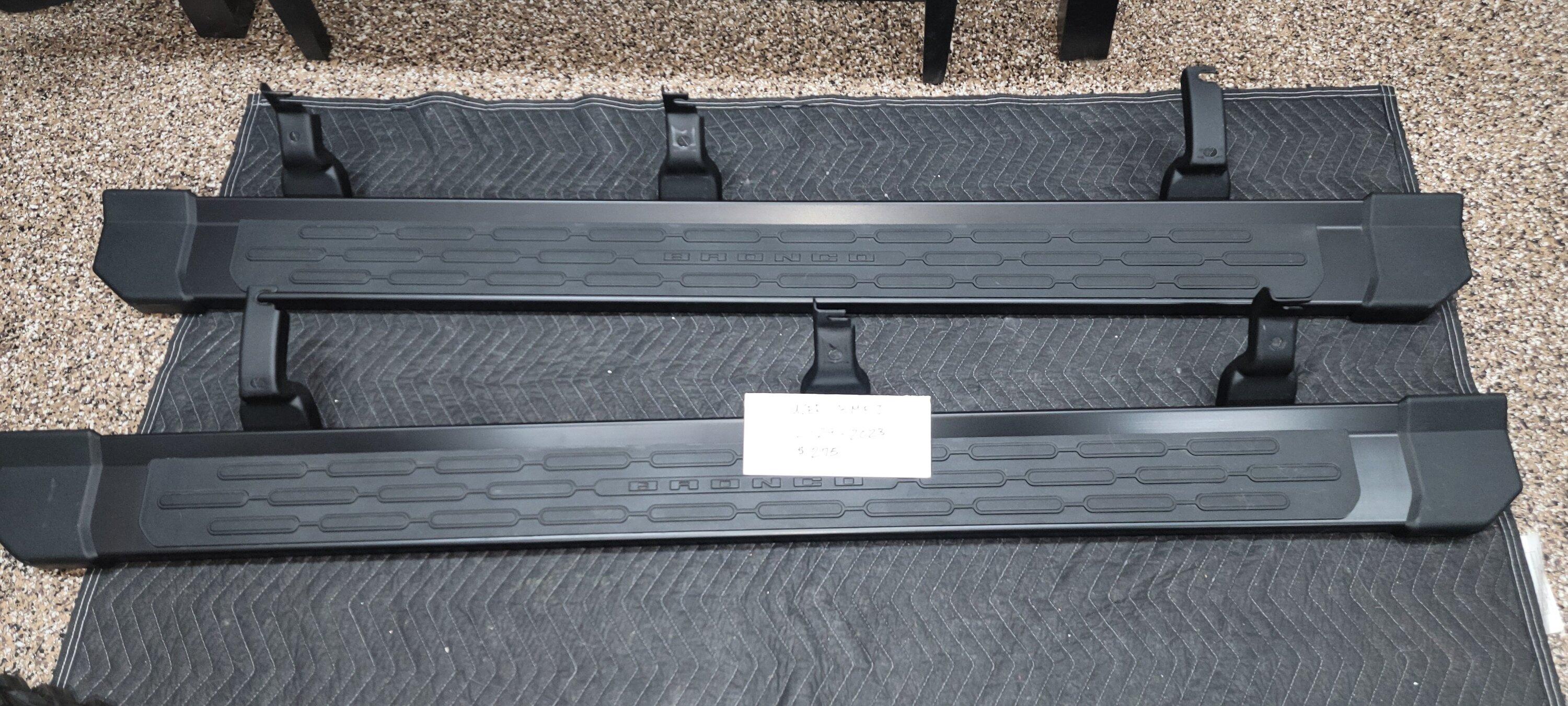 Ford Bronco 2023 Bronco OBX running boards 20231229_122222