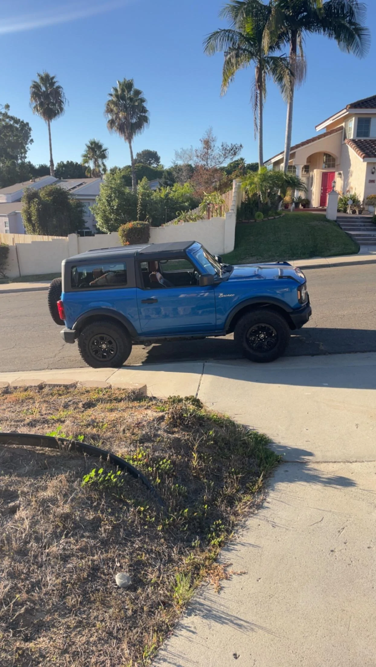 Ford Bronco Bestop Sun Rider? IMG_2897