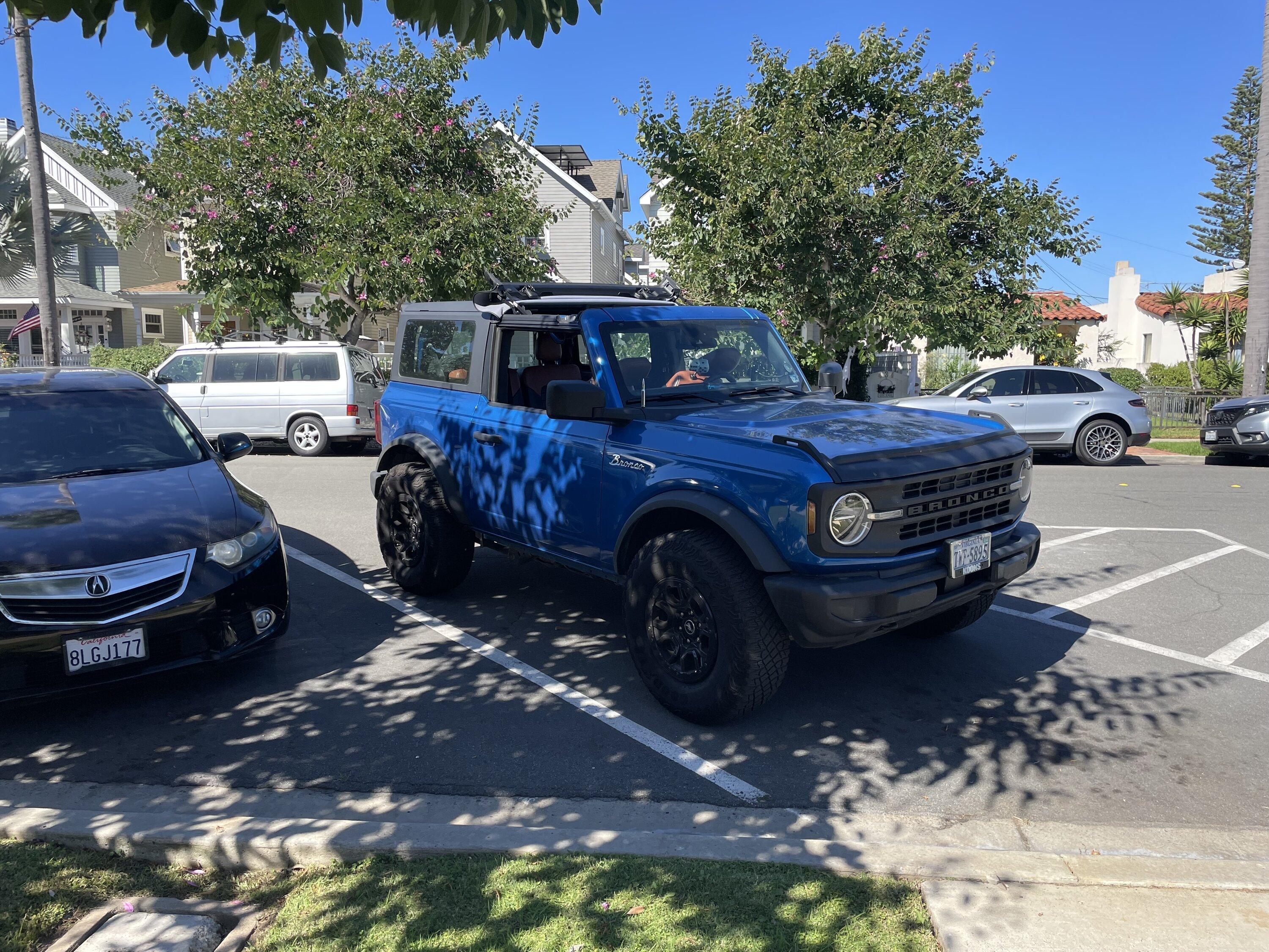 Ford Bronco Bestop Sun Rider? IMG_2283