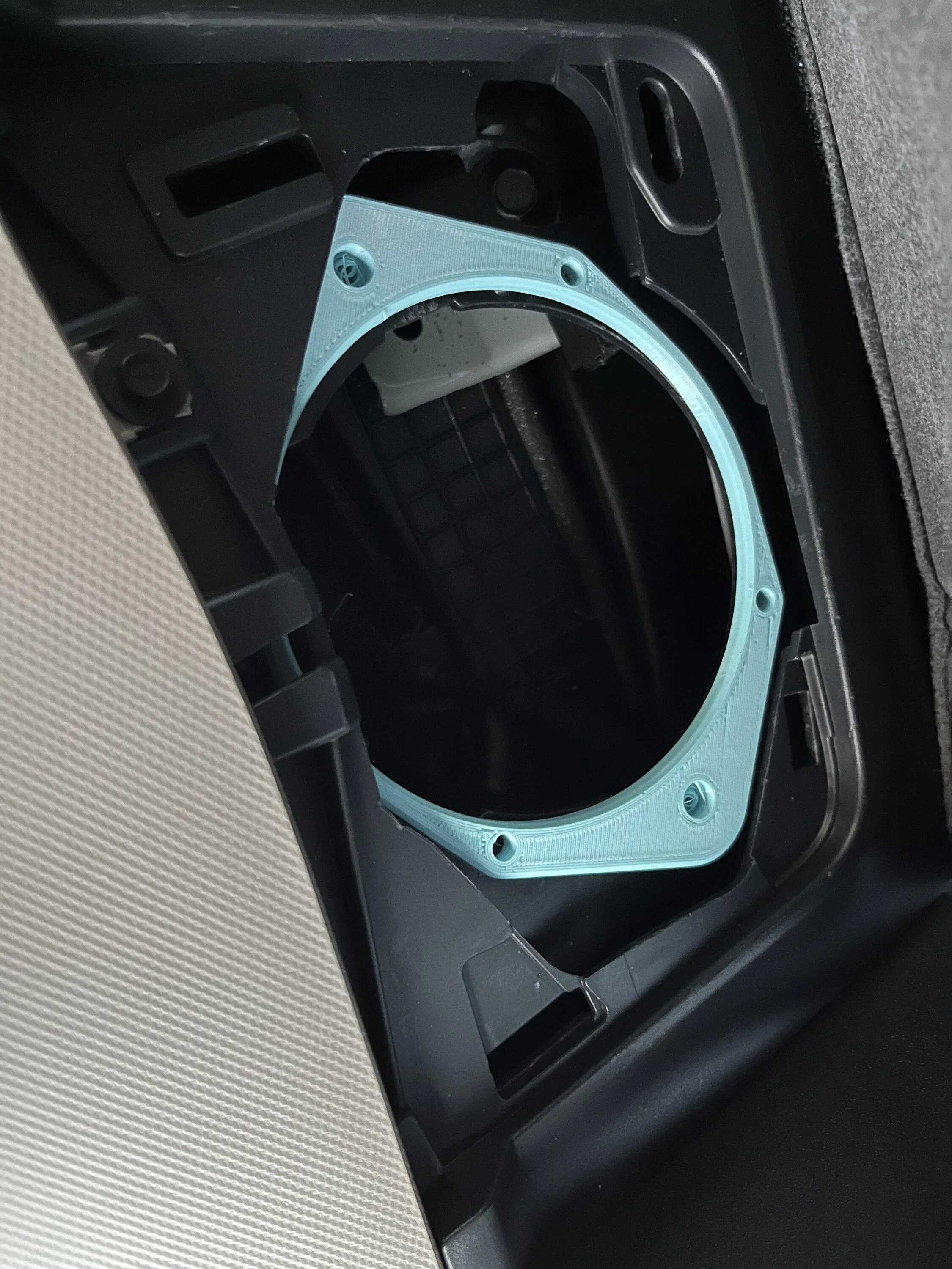 Ford Bronco 2023 Bronco 7-Speaker System Upgrade IMG_9799