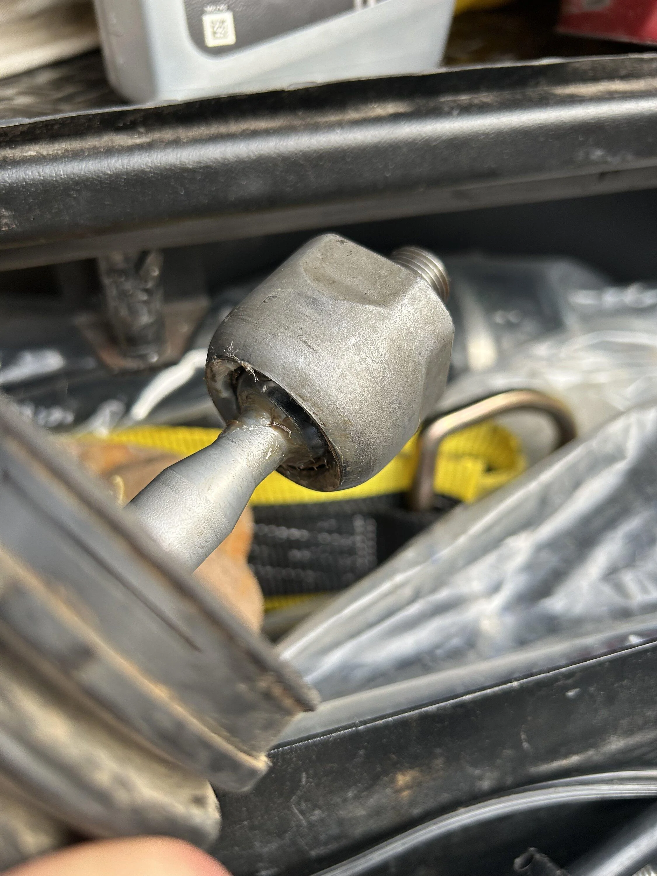 Ford Bronco Sway Bar Disconnect Weirdness? - Update! IMG_0101