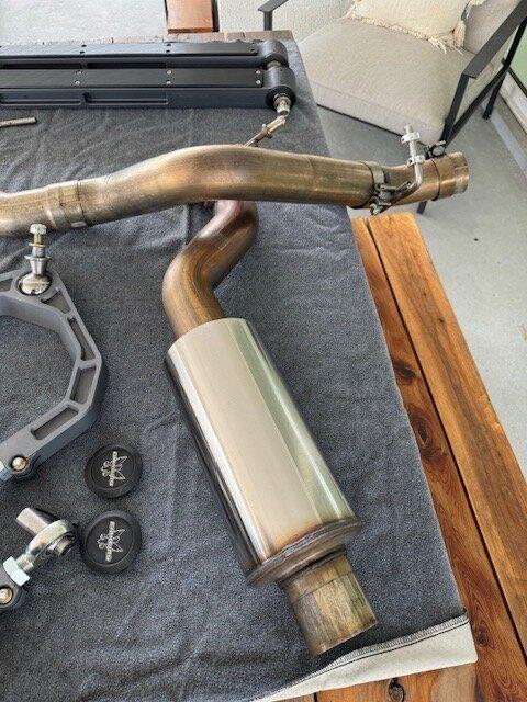 Ford Bronco AWE 0FG Catback Exhaust - $500 IMG_0872