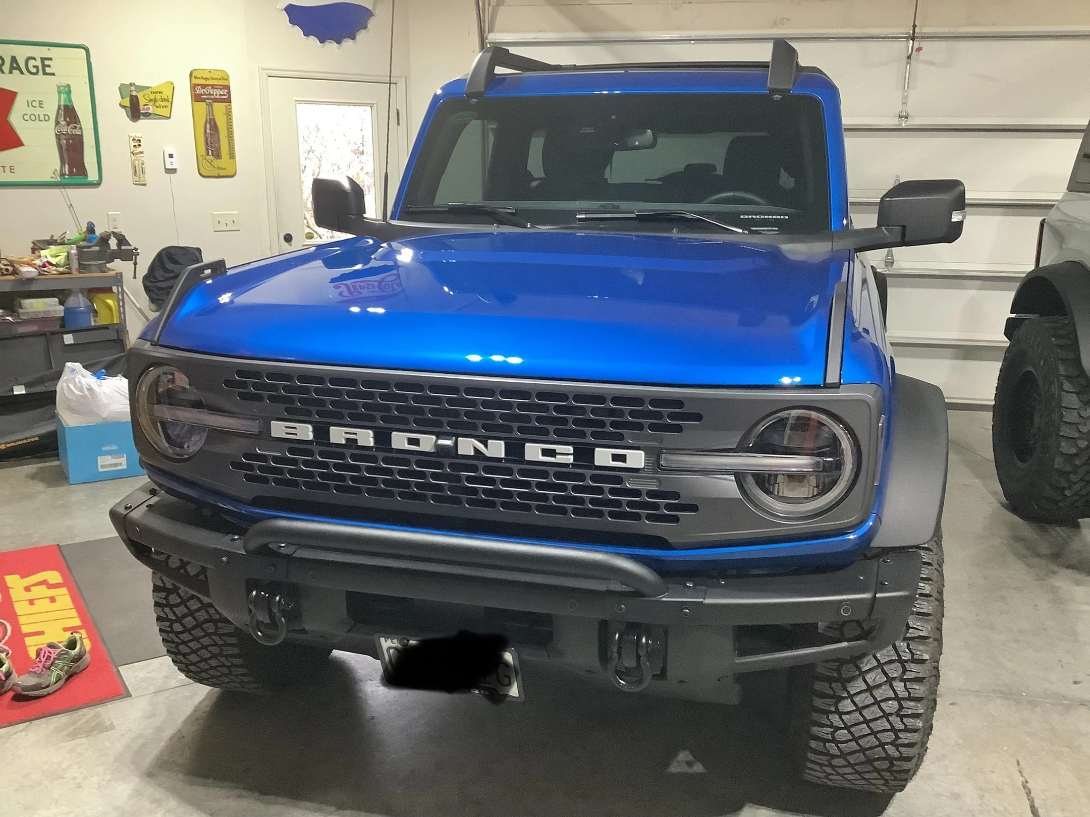 Ford Bronco Safari Bar 632E397E-419B-438E-8B64-1A37C9AE9C06
