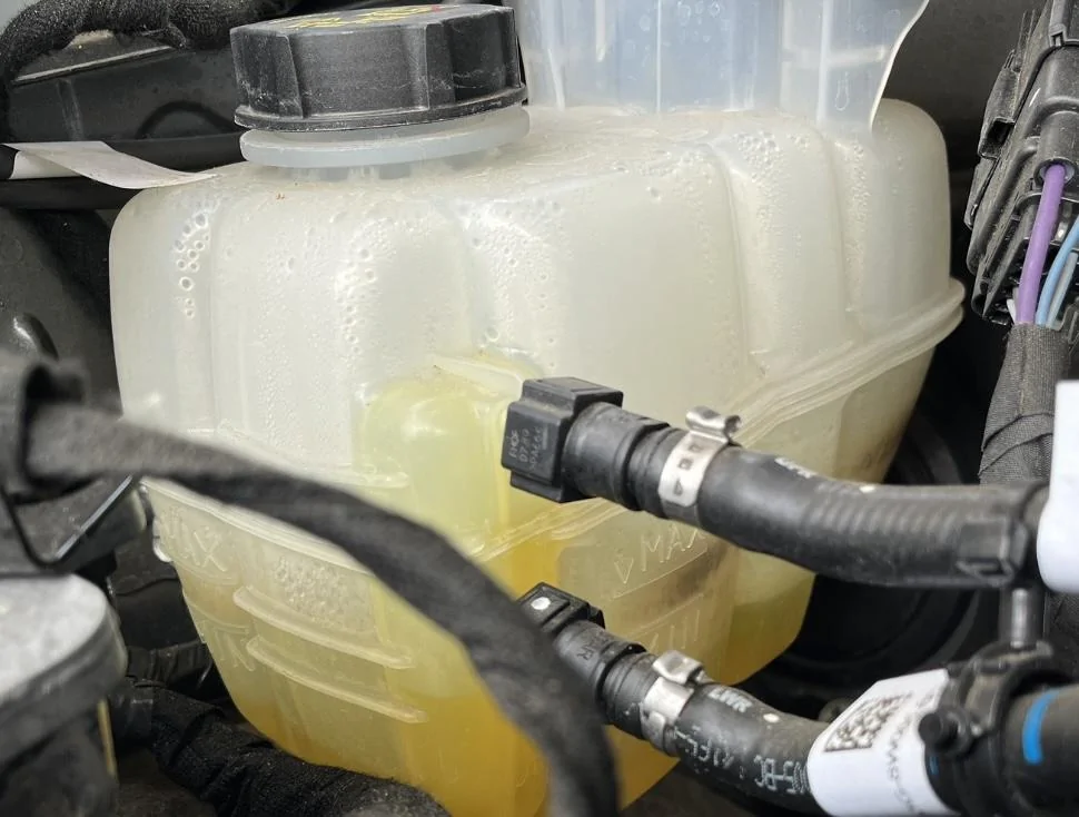 Ford Bronco Junk in coolant reservor IMG_7568