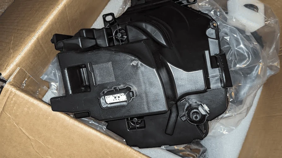 Ford Bronco FORM Projector Headlight Review (Diode Dynamics) 1704299902364