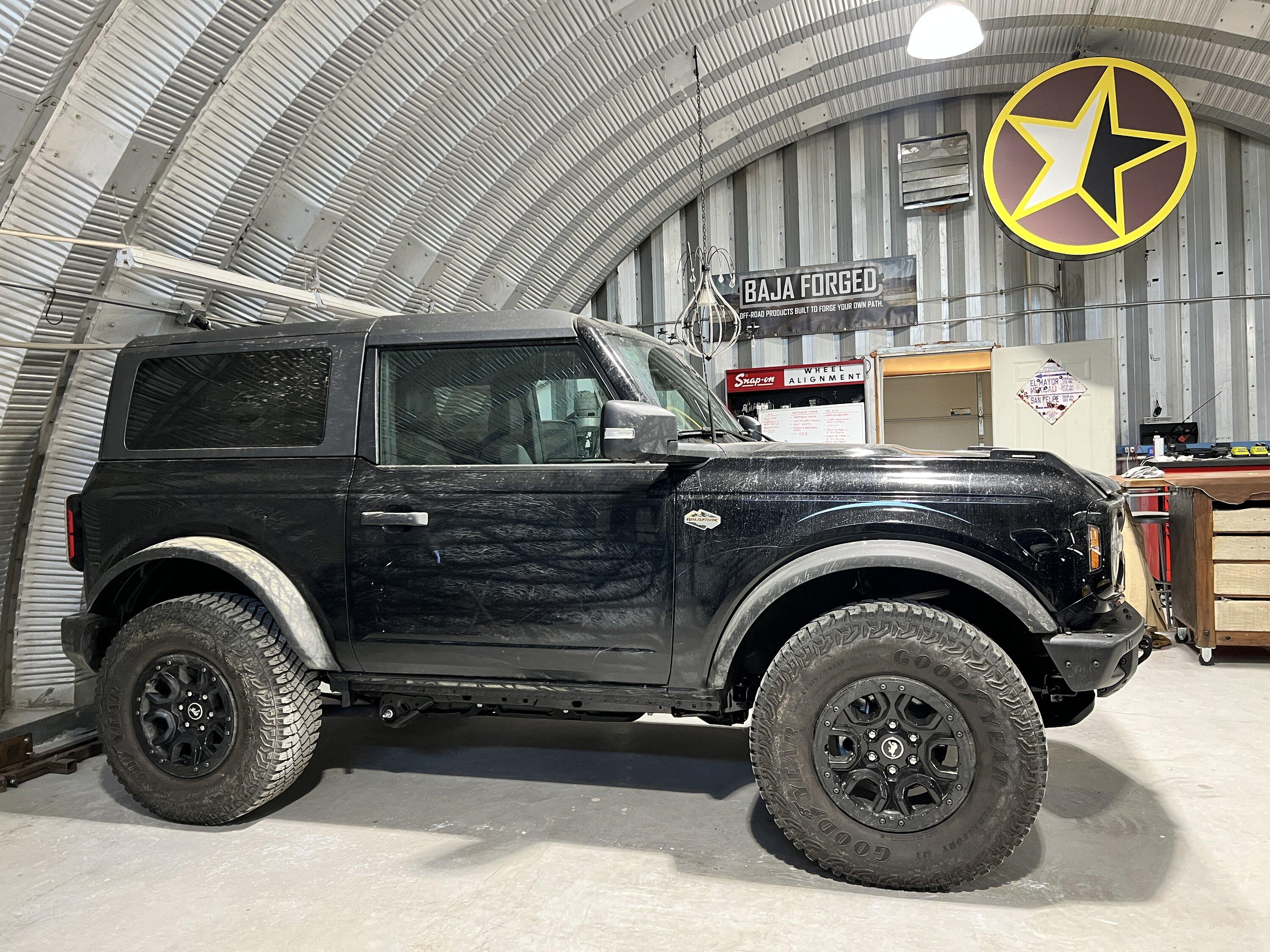 Ford Bronco Our current project Cigars & AR's IMG_1973.JPG