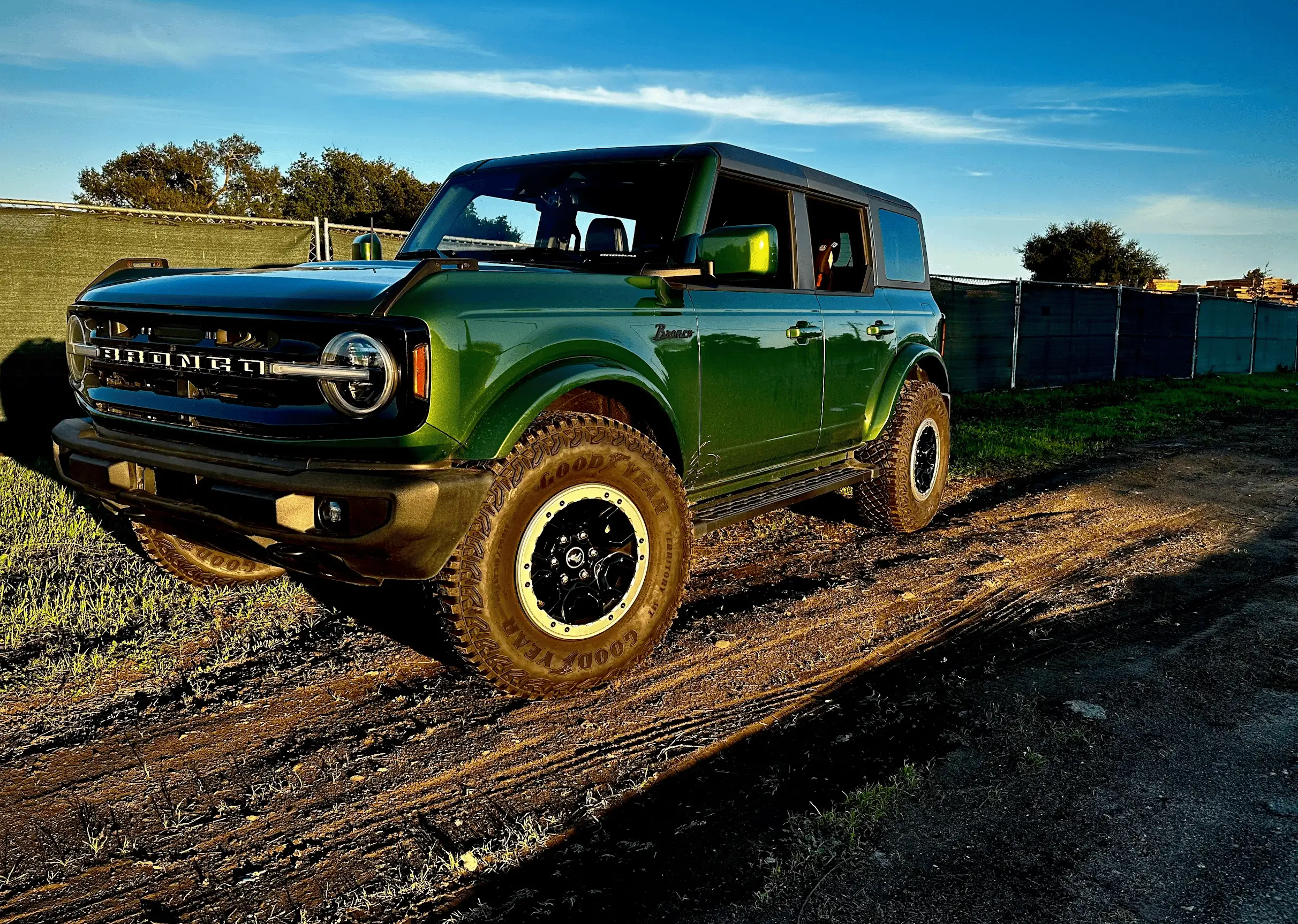 Ford Bronco ERUPTION GREEN Bronco Club Screenshot 2024-01-05 at 10.36.03 AM