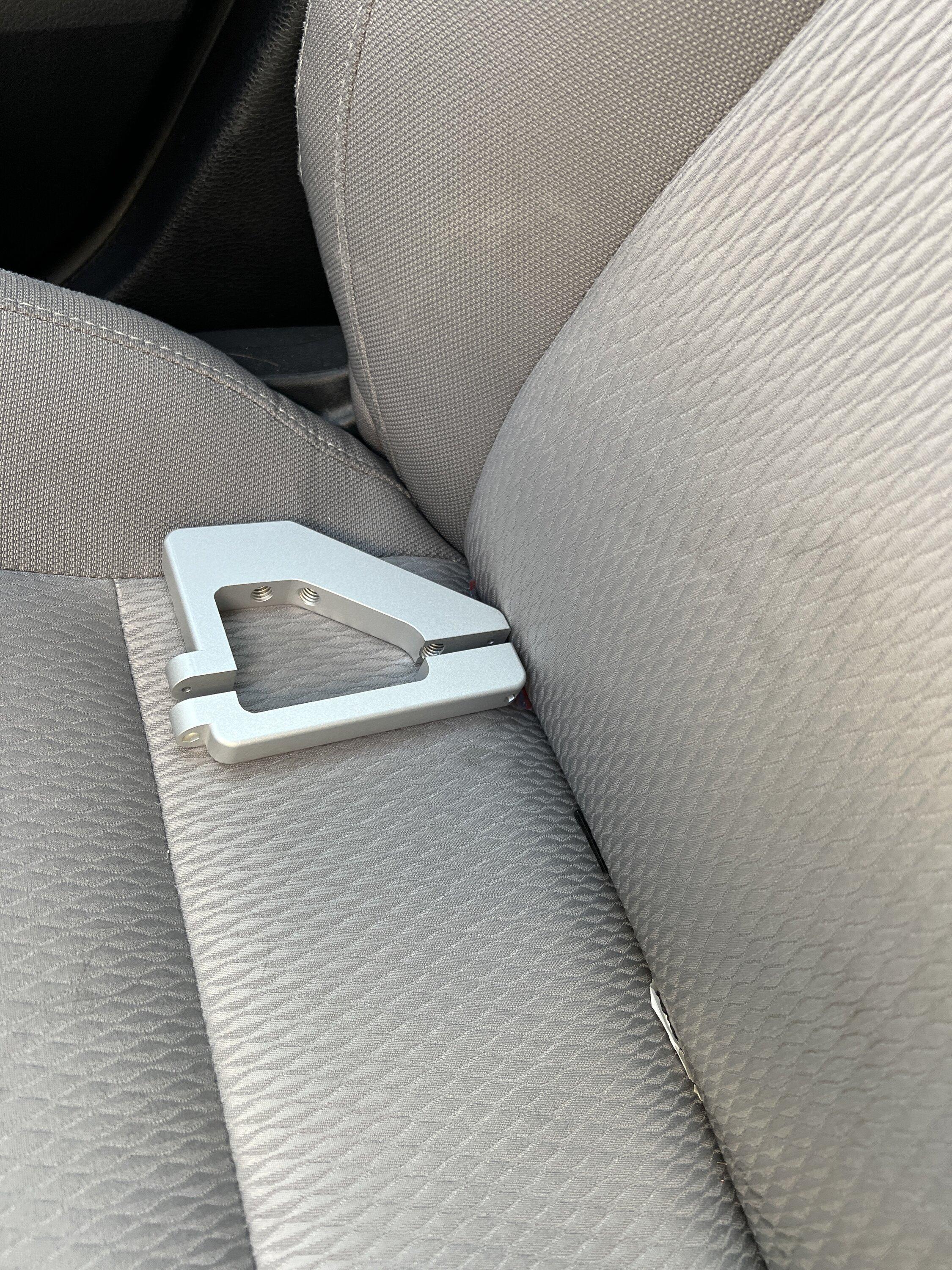 Ford Bronco OEM Roof Rack Mount IMG_7120.JPG