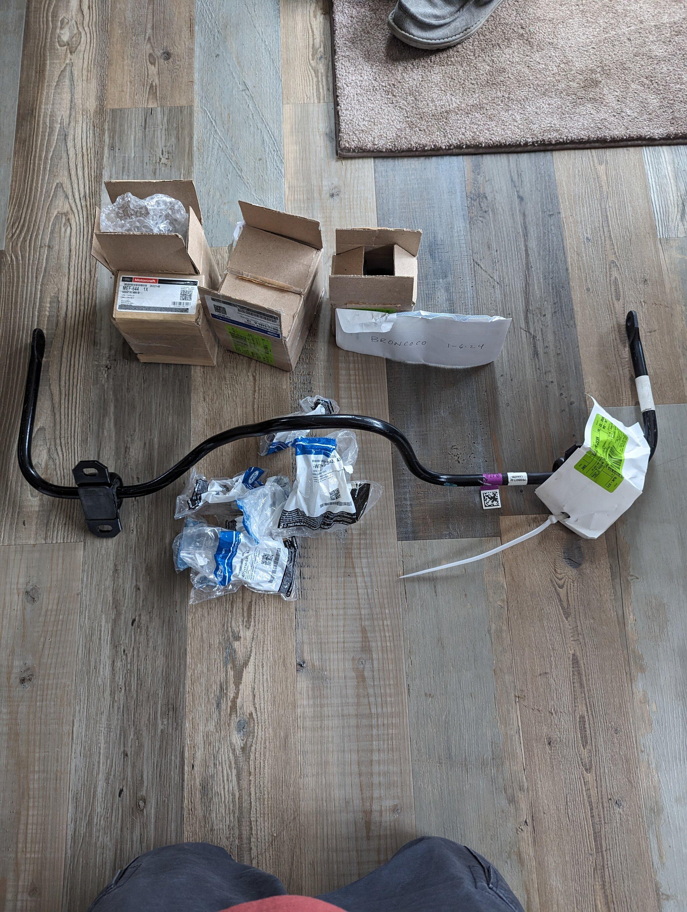 Ford Bronco Rear Sway Bar Full Kit. 300$ PXL_20240106_230720929
