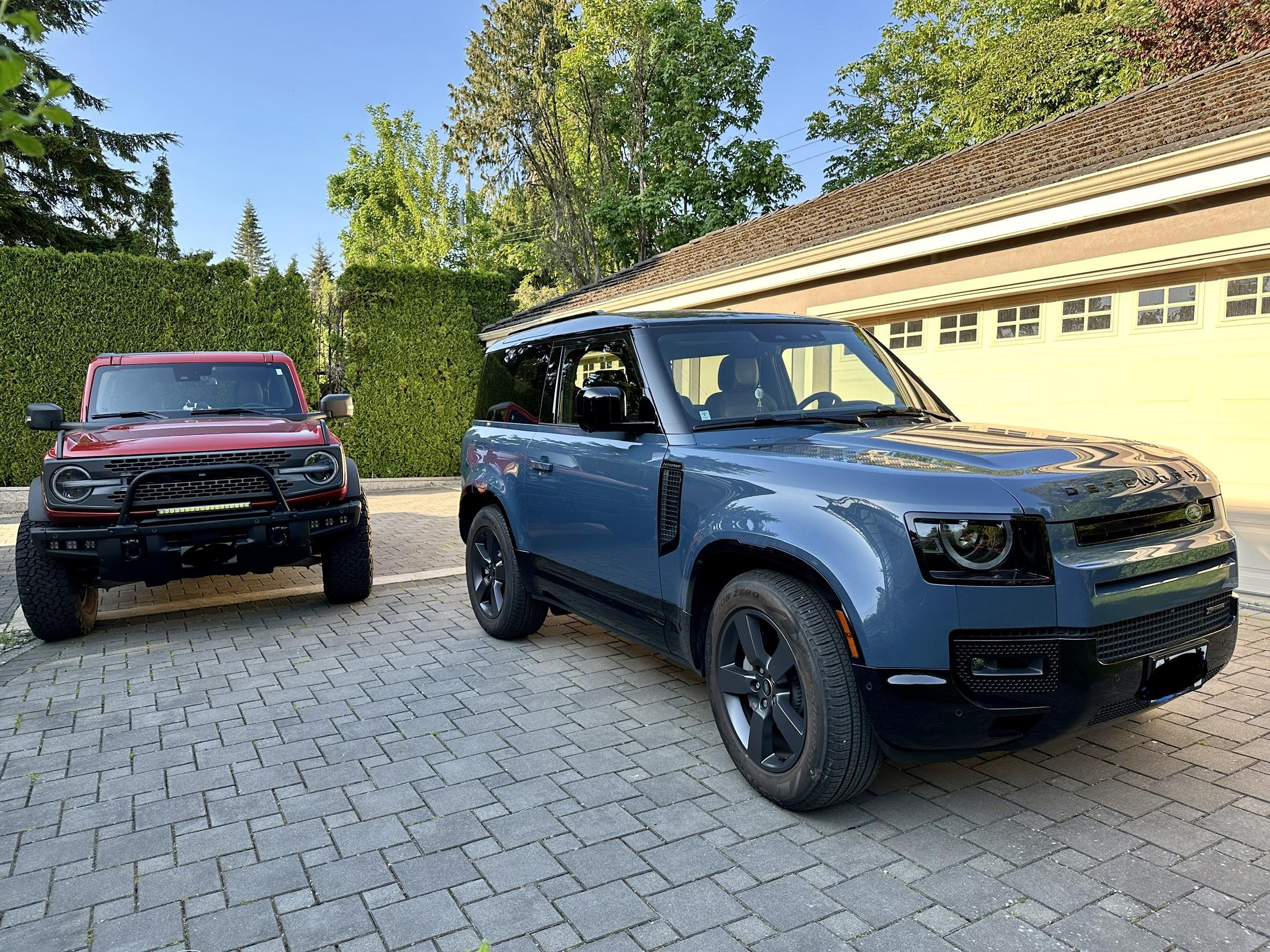 Ford Bronco Bronco vs Defender IMG_3323