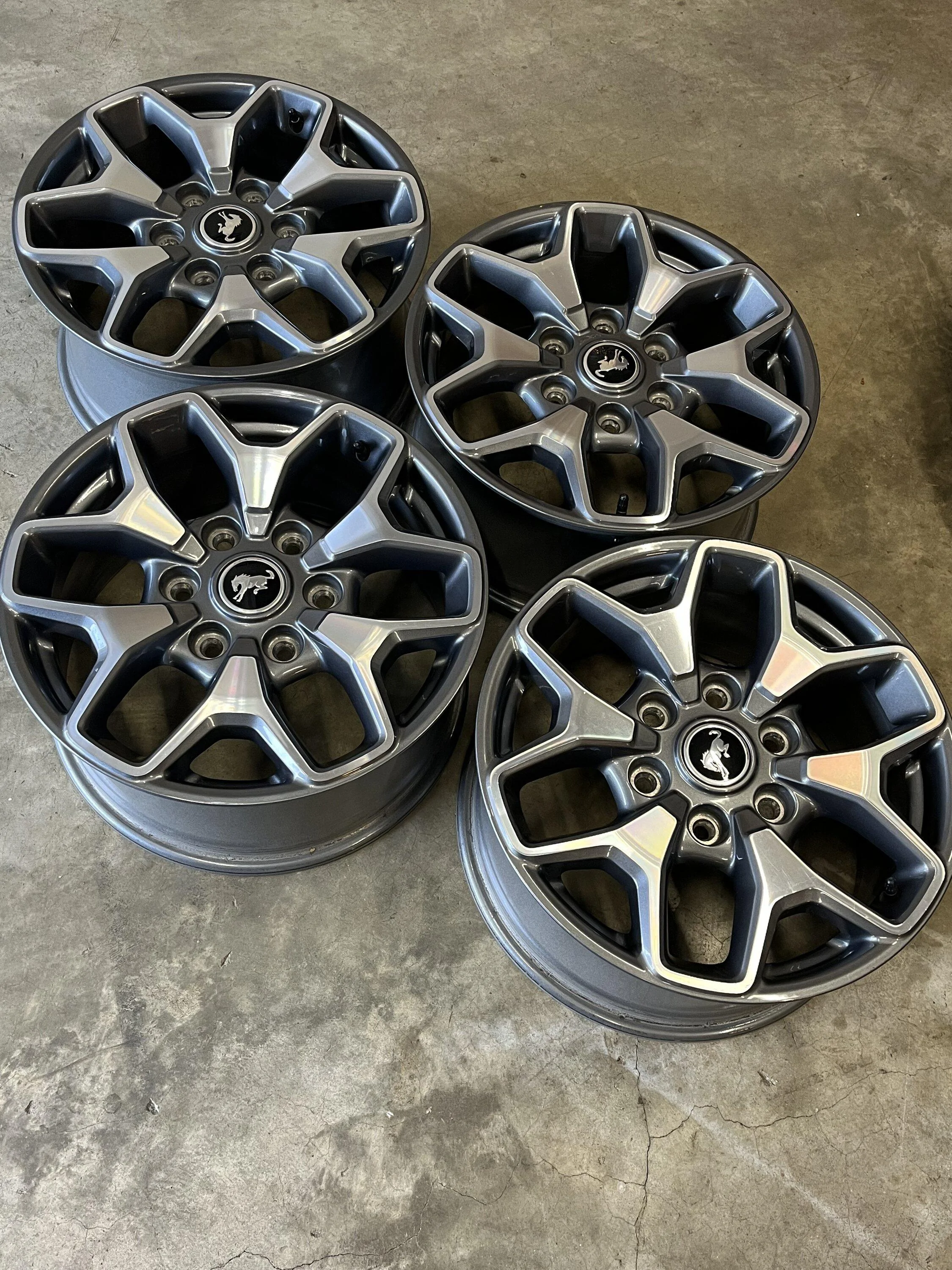 Ford Bronco 5 Badlands wheels $250 IMG_4600