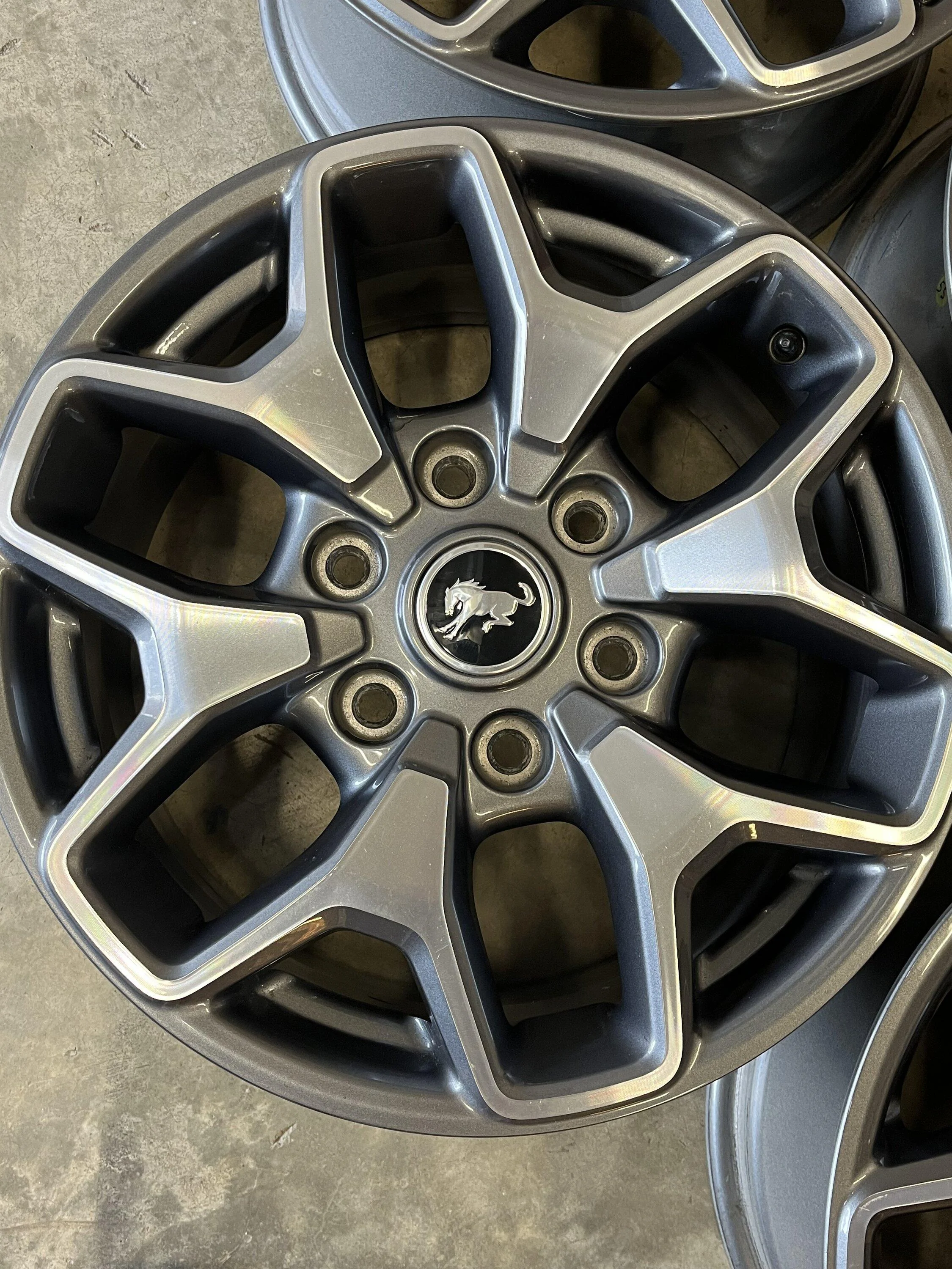 Ford Bronco 5 Badlands wheels $250 IMG_4602
