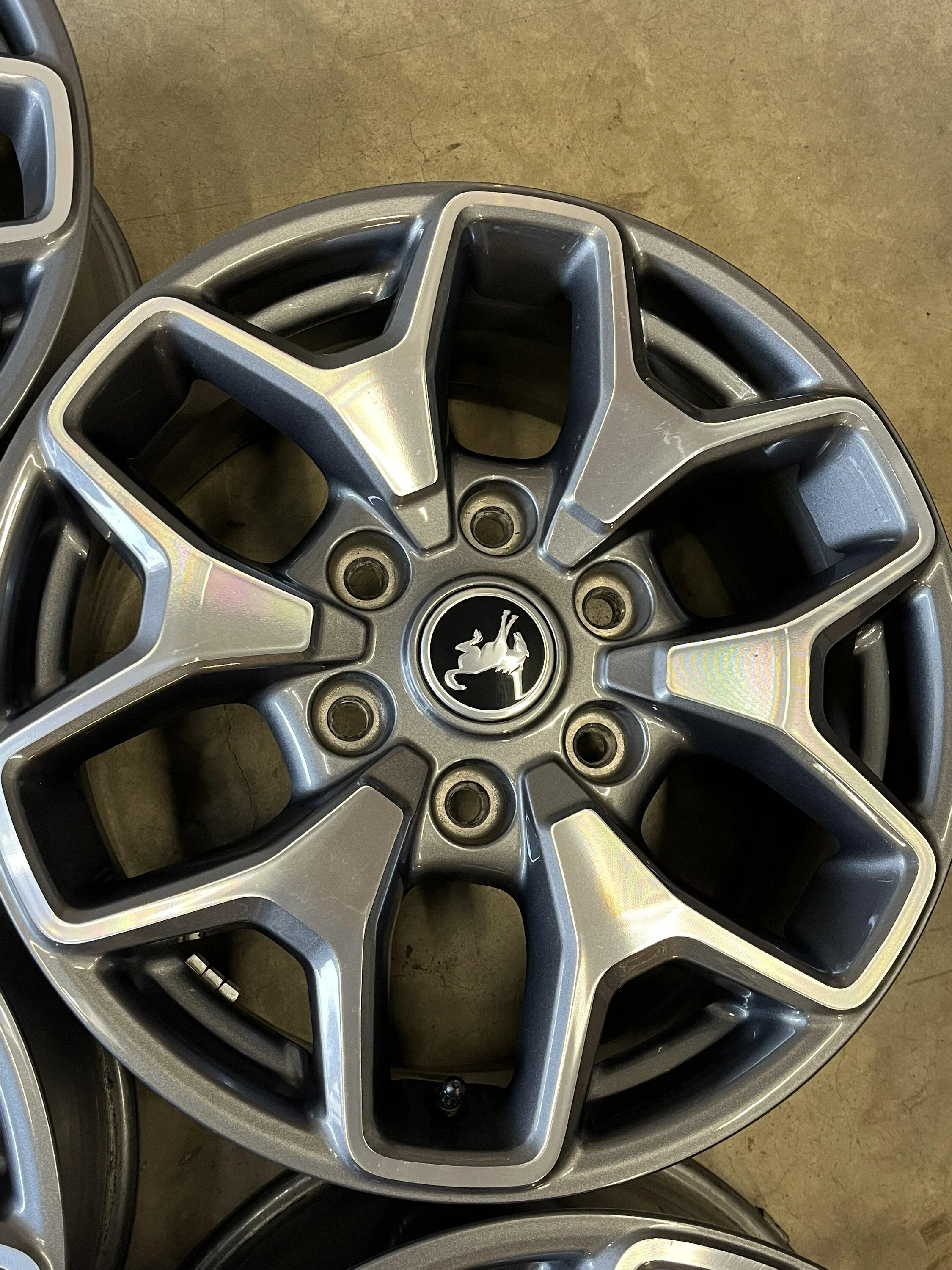Ford Bronco 5 Badlands wheels $250 IMG_4603