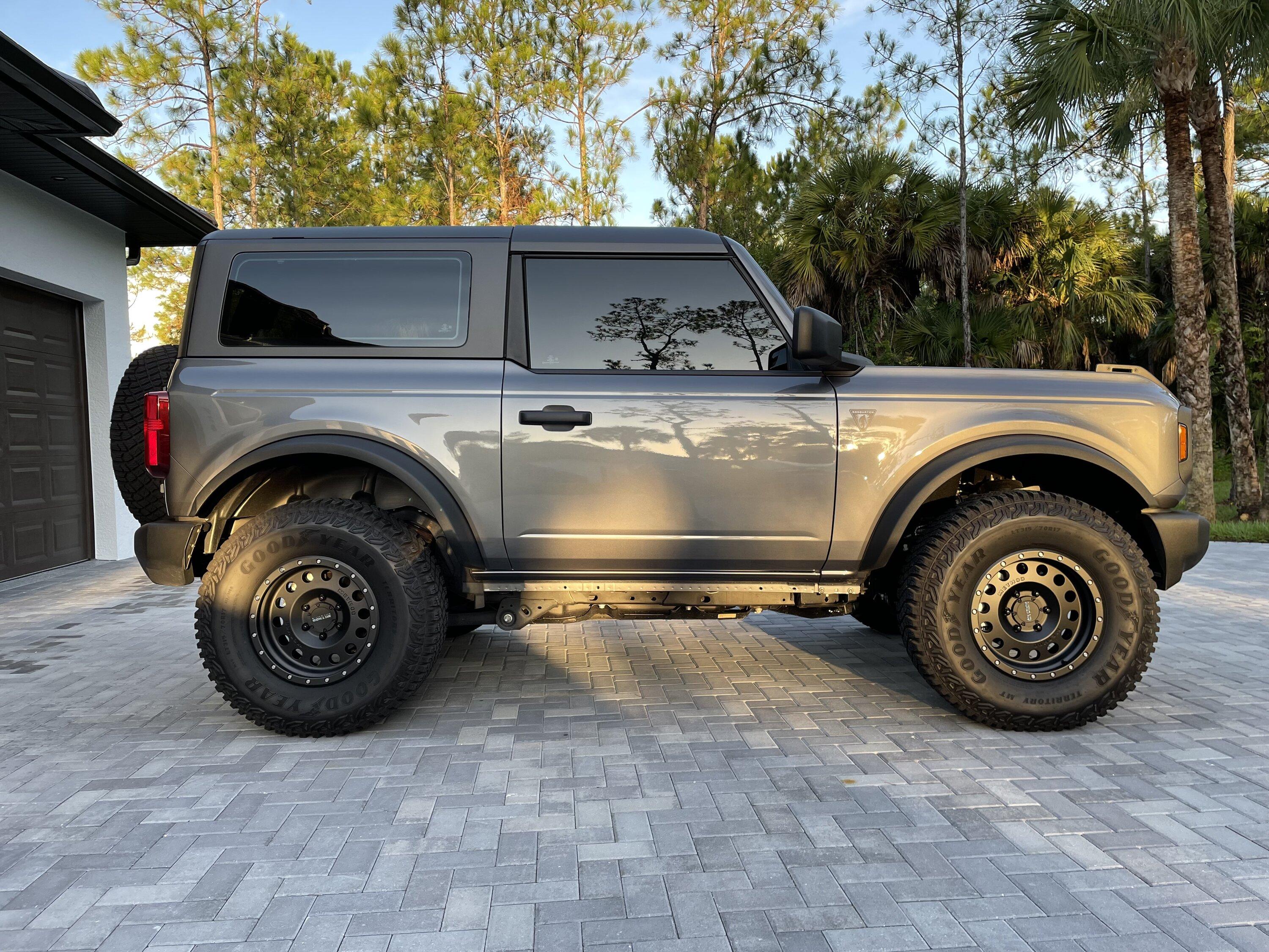 Ford Bronco Which Method wheels do you like? IMG_0974