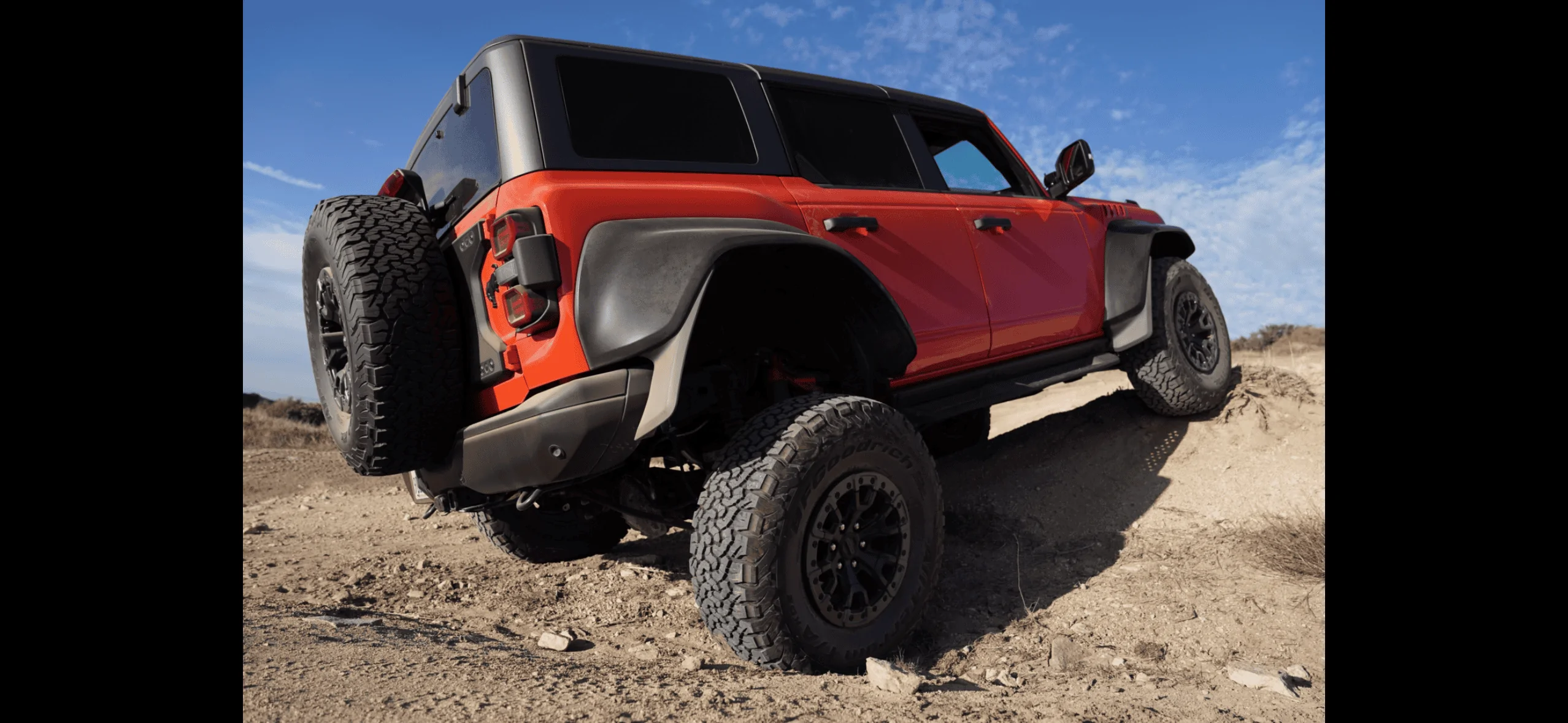 Ford Bronco HAPPY 🐫 DAY !!! Let's see those flexin' photos Photo Jan 10 2024, 11 26 09 AM