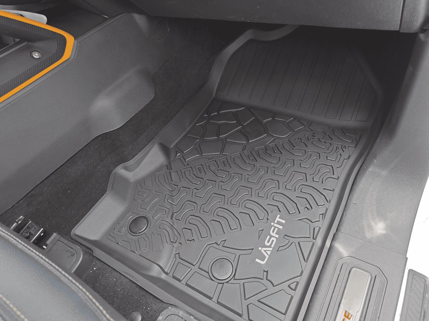 Ford Bronco 3W Auto Life floor mat review 1705073613371