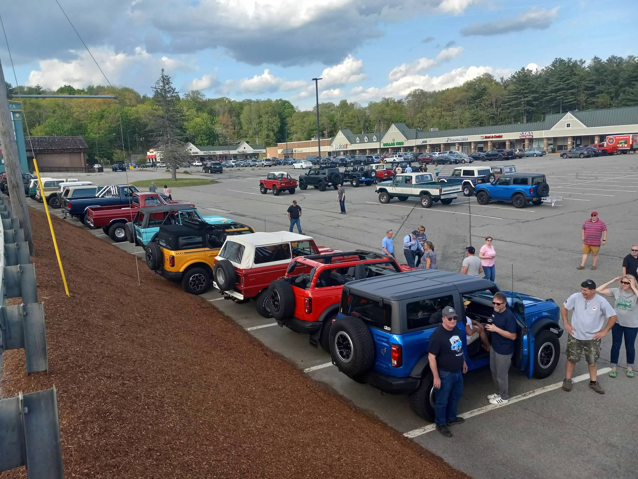 Ford Bronco 10th annual May It Forward Bronco event m1