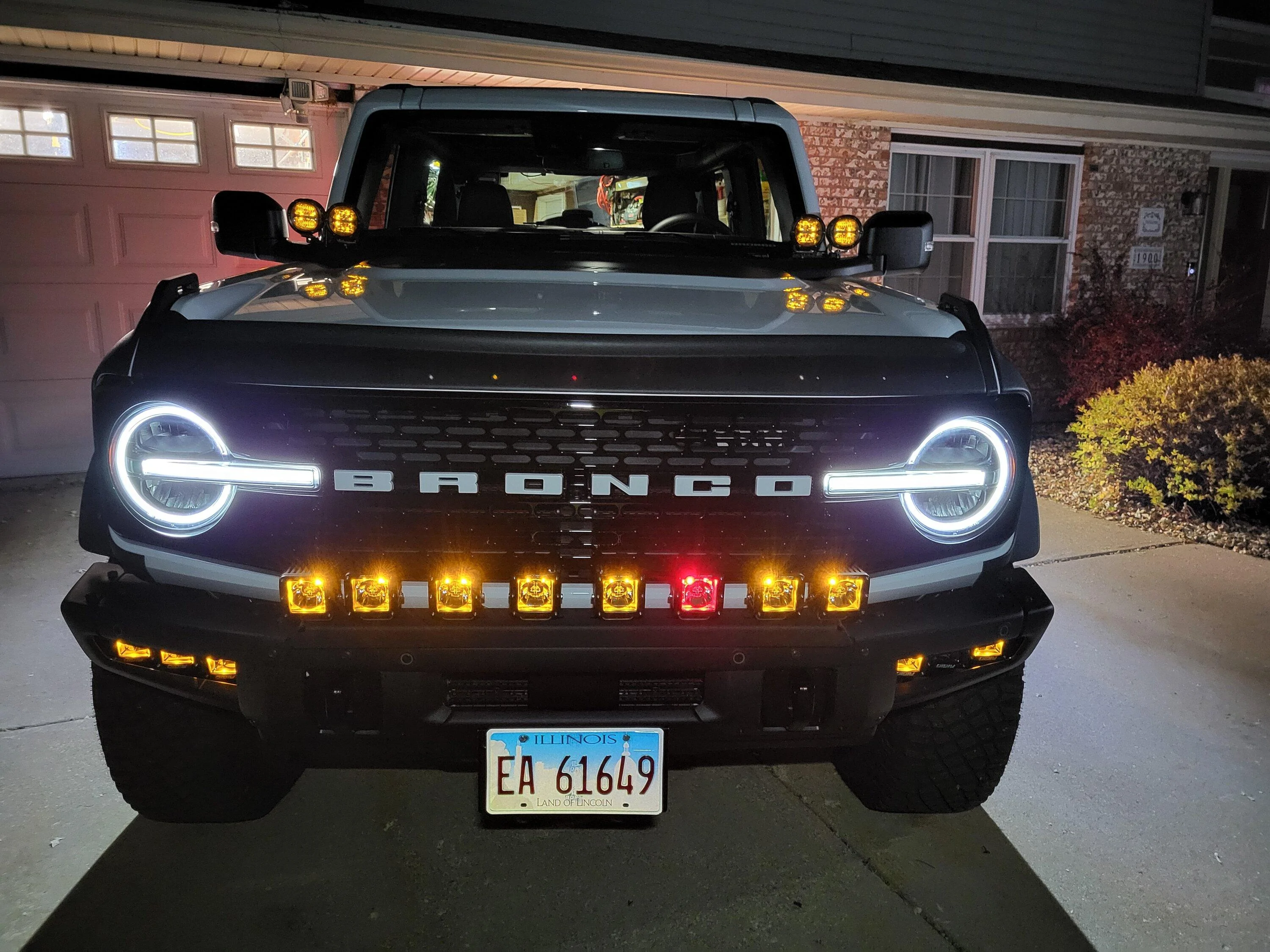 Ford Bronco Happy Fri-YAY!!! Let's see those Front End Selfies!!! 20231119_180308