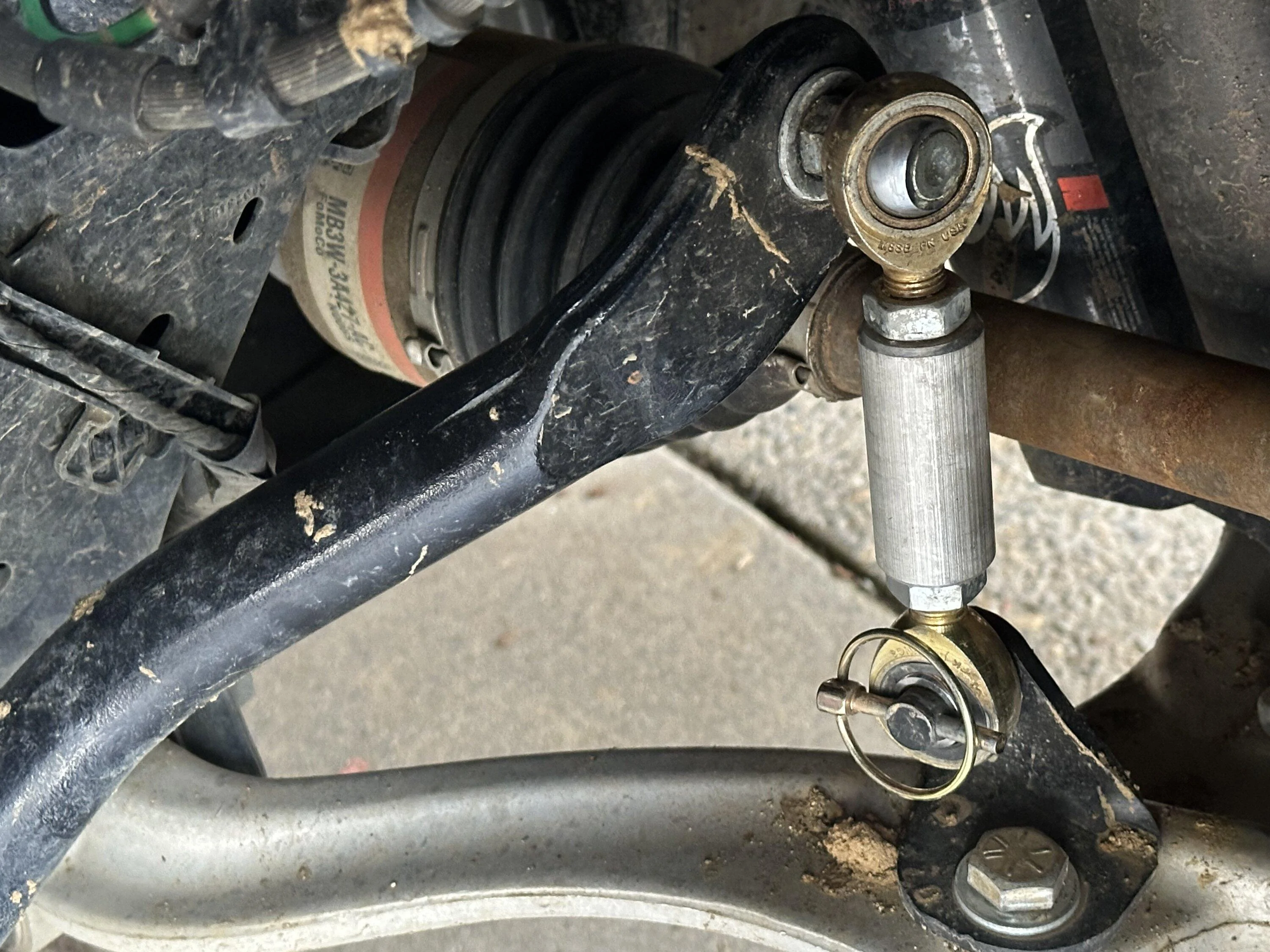 Ford Bronco Sway Bar quick disconnects IMG_5521