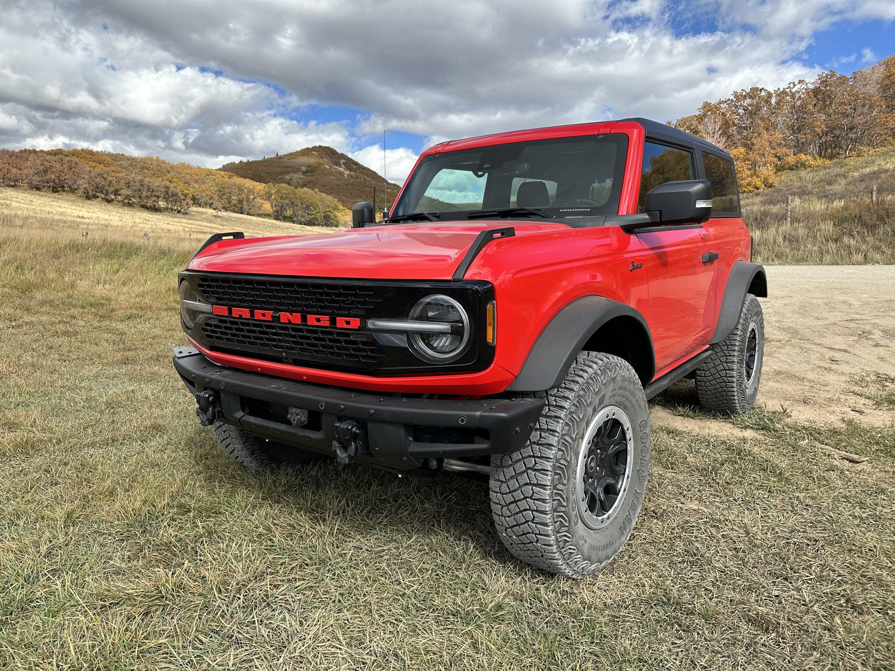 Ford Bronco Let's see some group photos, no pavement allowed. IMG_1590
