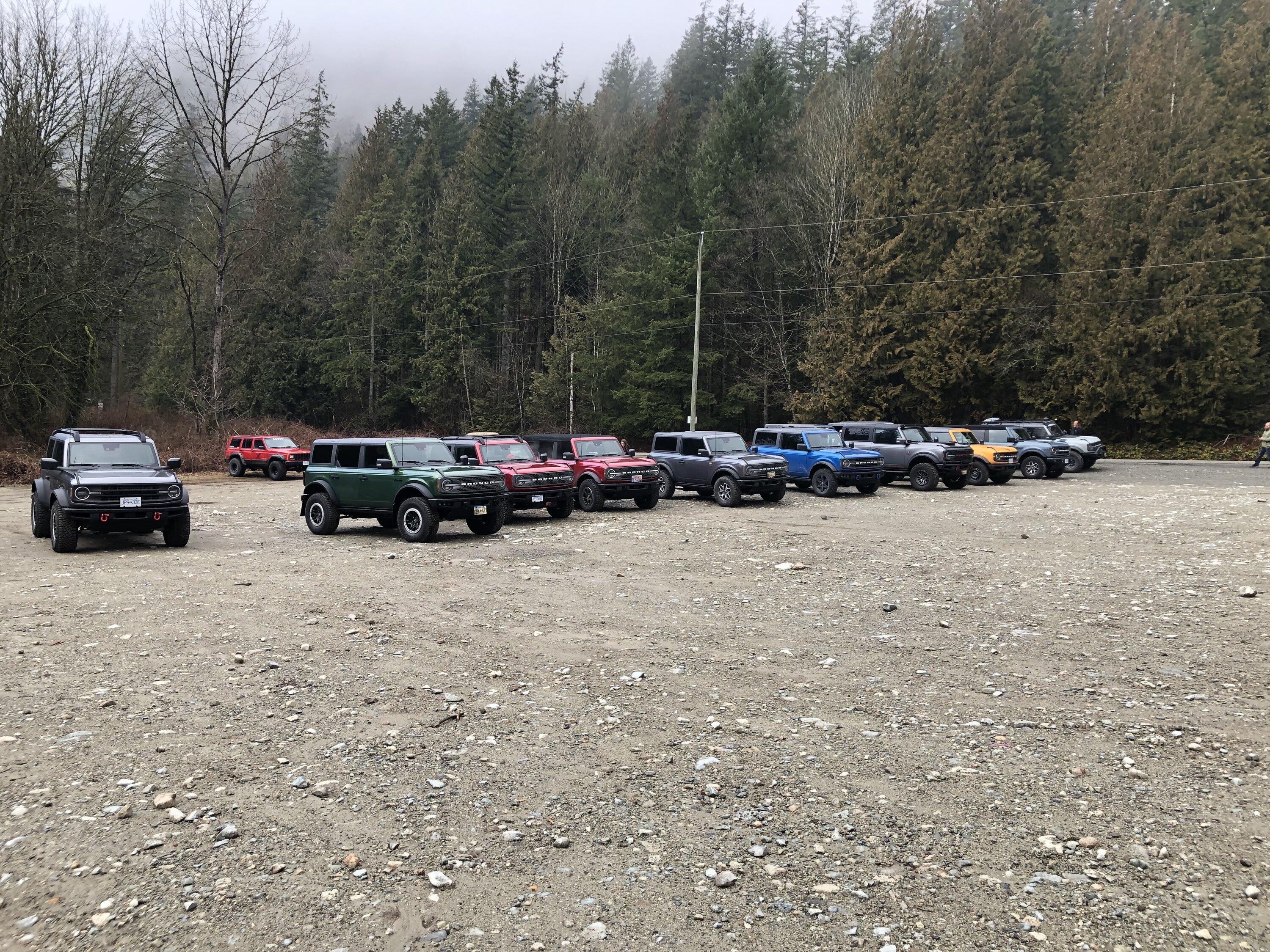 Ford Bronco Let's see some group photos, no pavement allowed. IMG_3099