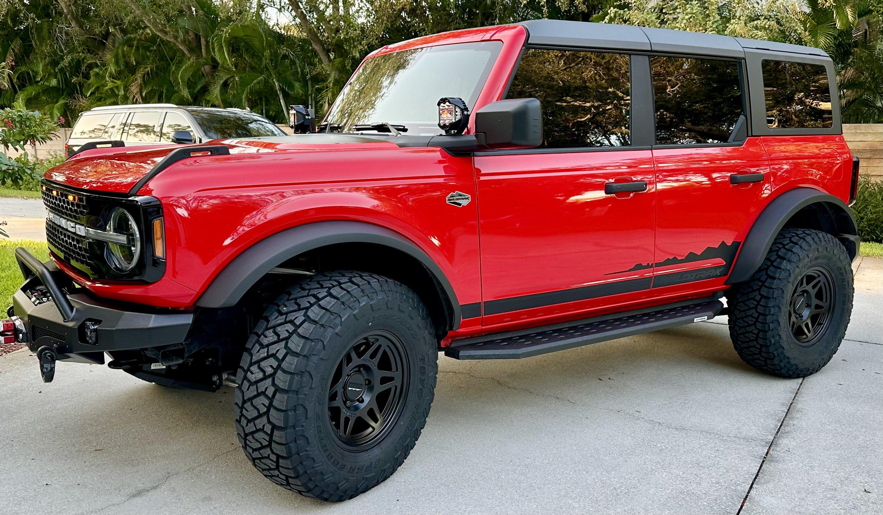Ford Bronco Which Method wheels do you like? IMG_6463