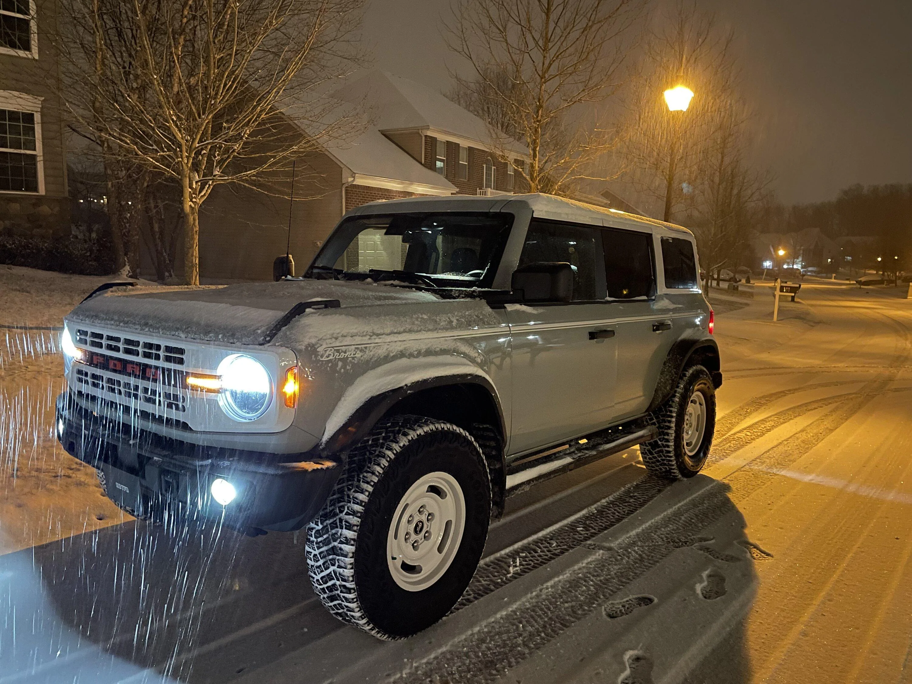 Ford Bronco HERITAGE EDITION Bronco Club IMG_7185