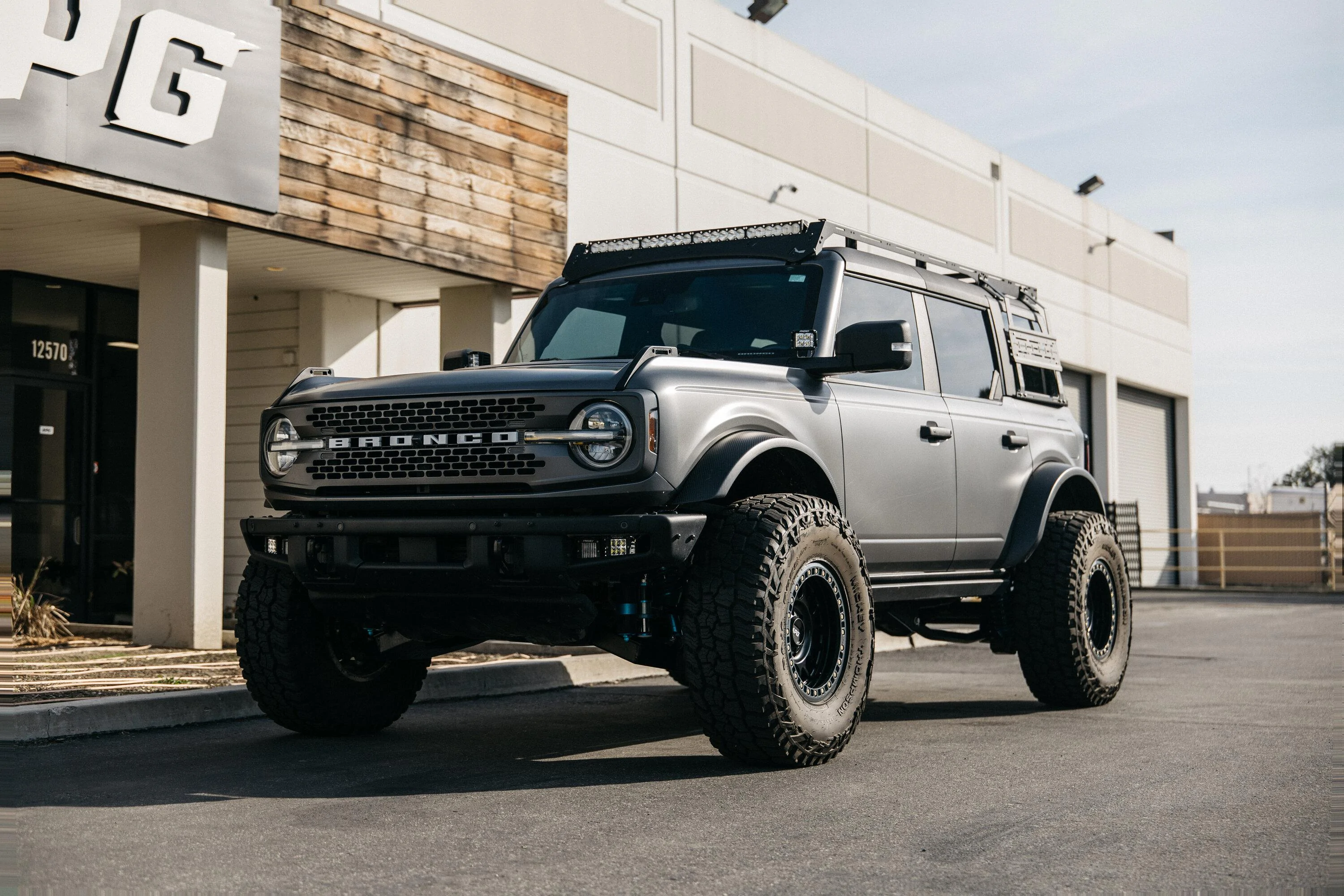 Ford Bronco Front and Rear Long Travel Bronco Build 1R0A2145