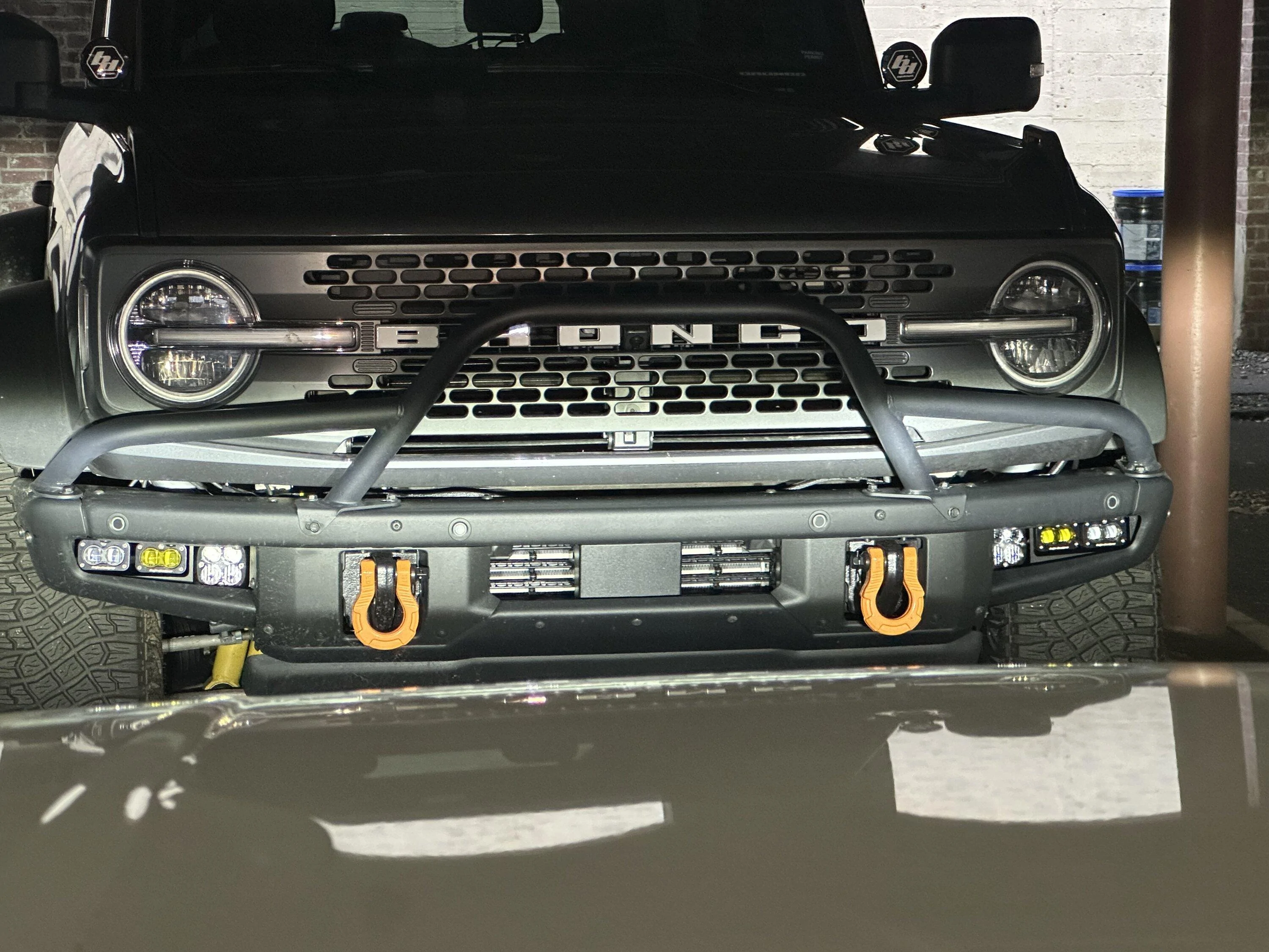 Ford Bronco Bumper light solution with JCR Prerunner bar IMG_6401