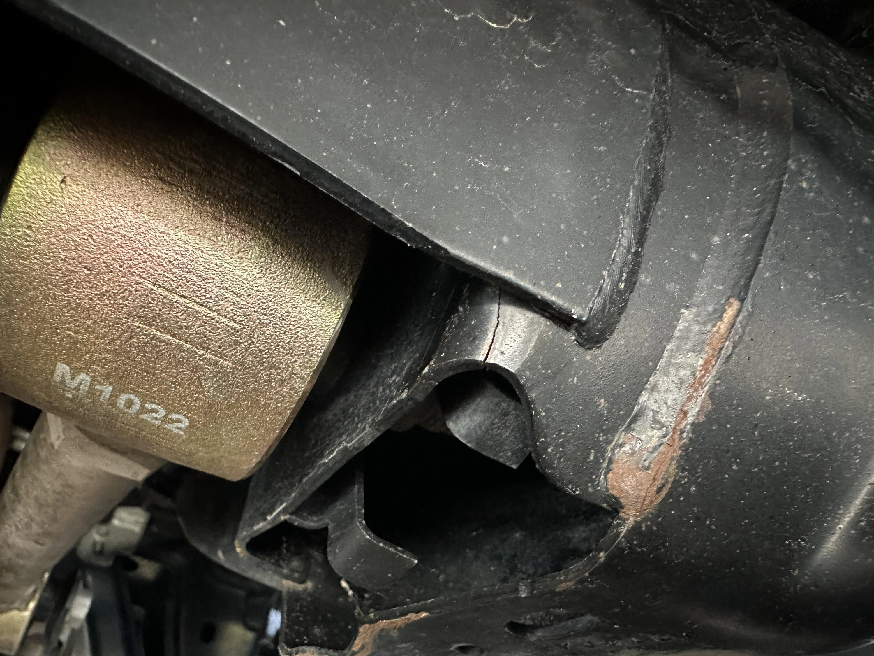 Ford Bronco Check this NOW if you have a 2021 Bronco -- cracks on rear control arm upper brackets IMG_4740