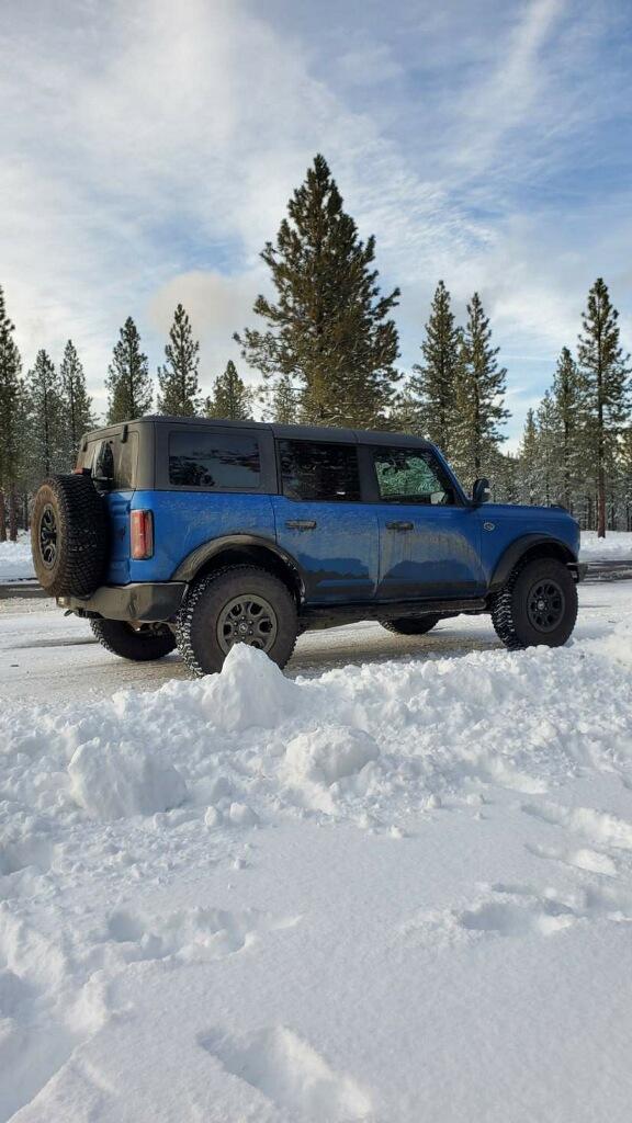 Ford Bronco Happy Wednesday!!! Let's see those 🥶 Ice / Sn❄w photos!!! imagejpeg_1