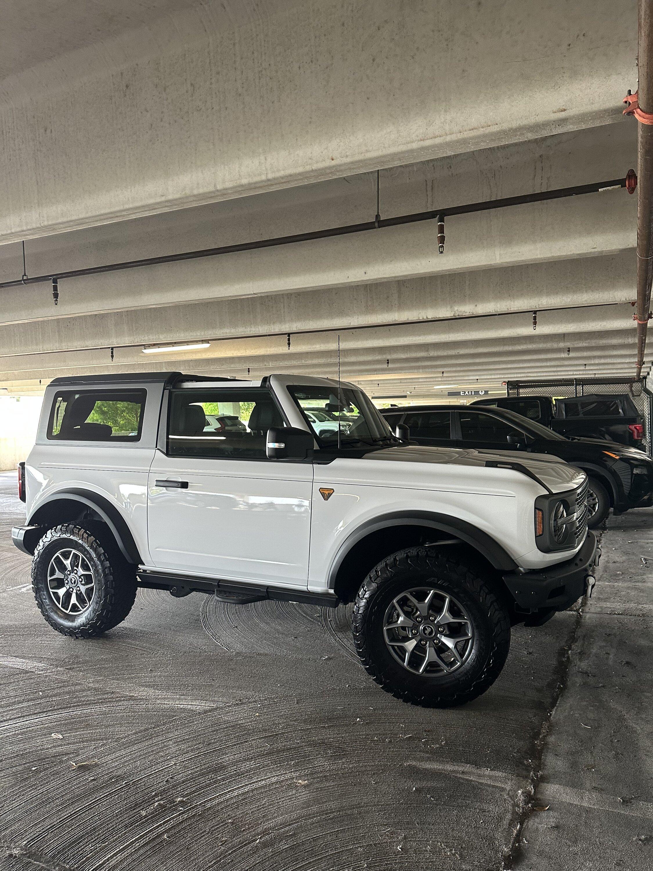 Ford Bronco Throwback Thursday!!! Let's see those trade-ins vs what you have now photos!!! IMG_4700