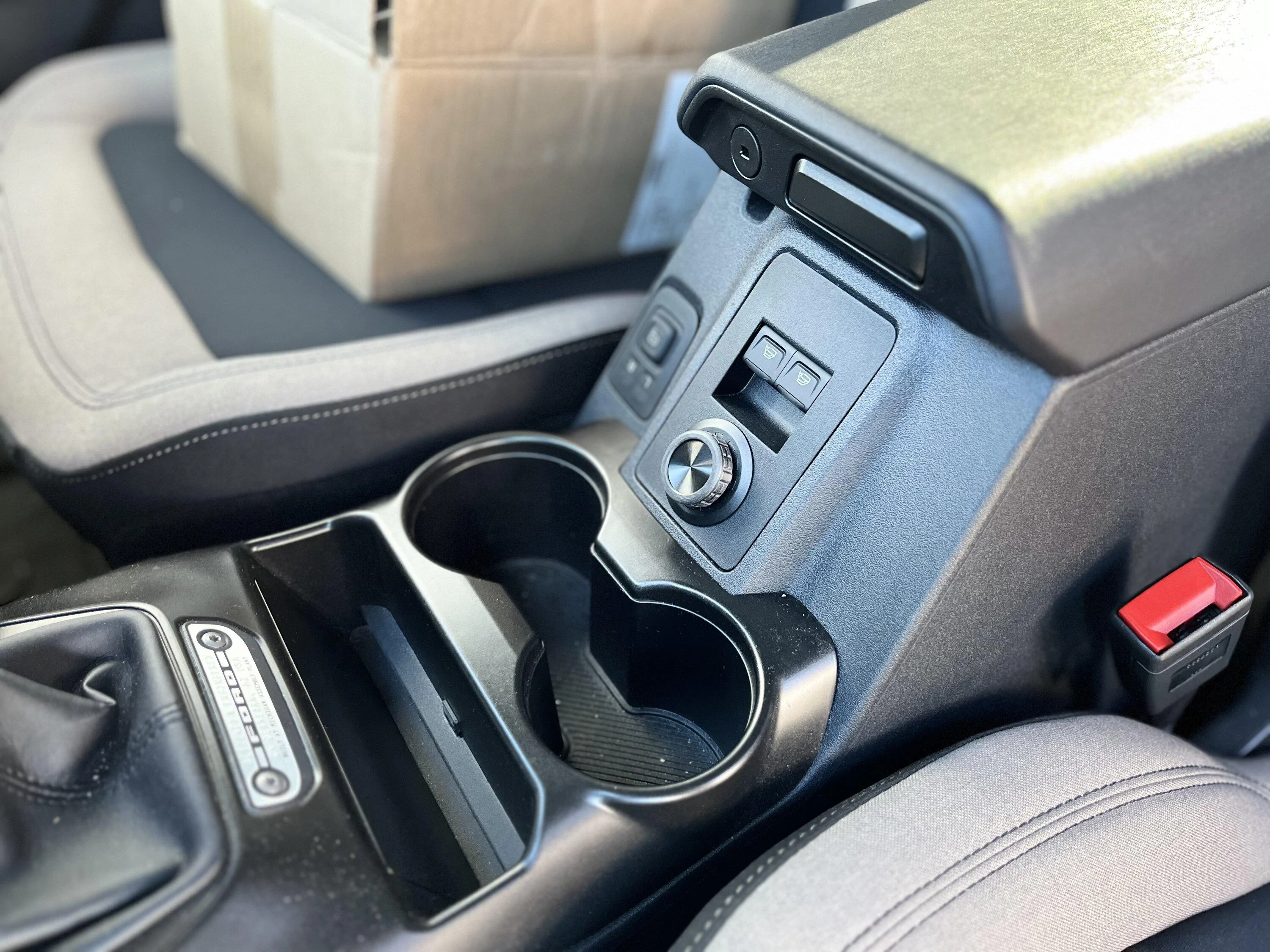 Ford Bronco 2023 Bronco 7-Speaker System Upgrade IMG_0676